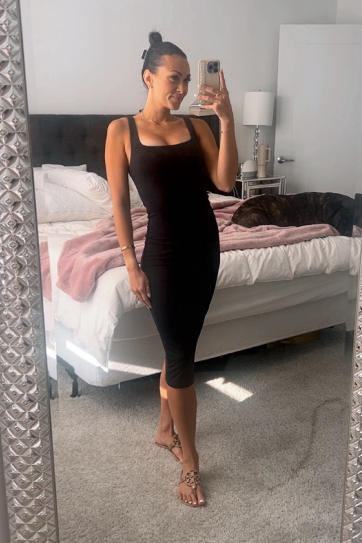 Perfect date night or dinner dress for pre & during pregnancy  