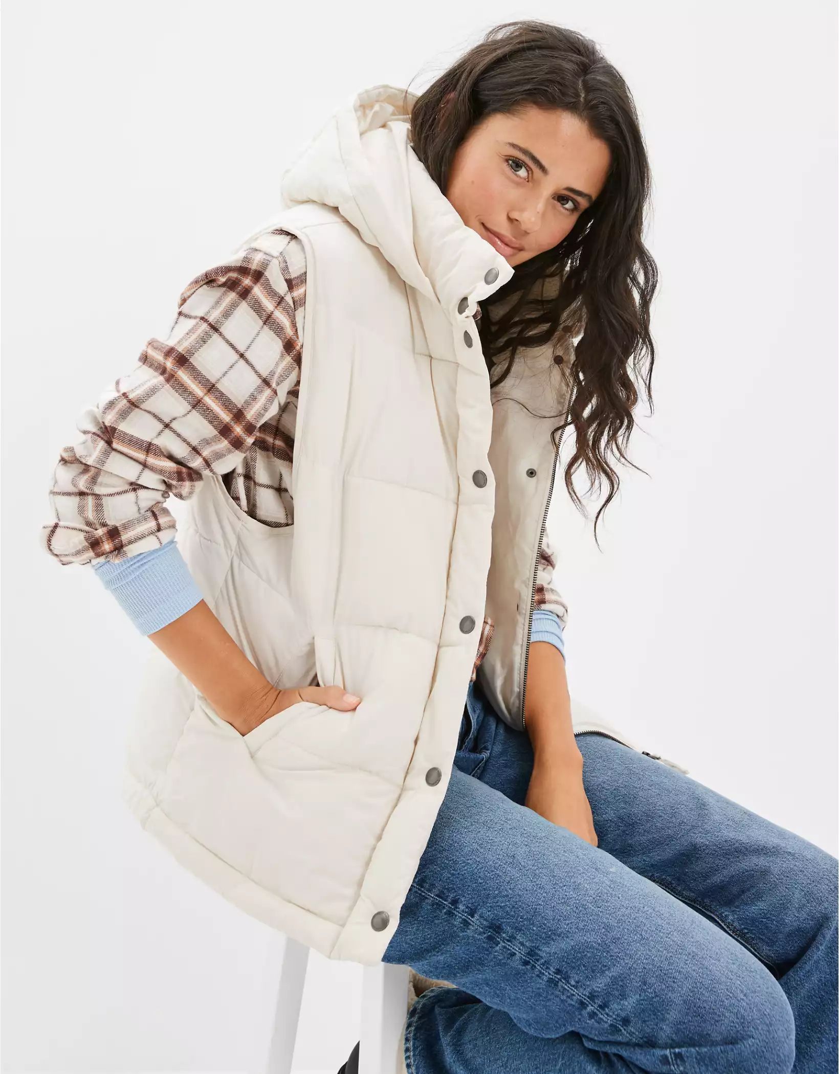 AE Oversized Puffer Vest | American Eagle Outfitters (US & CA)