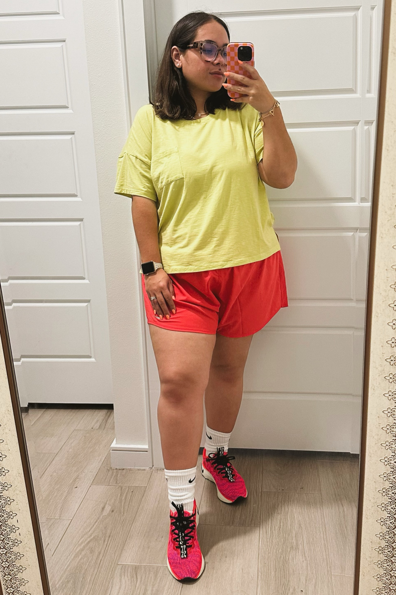 When a cute workout set gives you the motivation to workout. Loving the fun colors I put together. 

Workout Outfit, Fitness Outfit, Colorful workout Clothing, Nike, Amazon

#LTKmidsize #LTKActive #LTKfitness