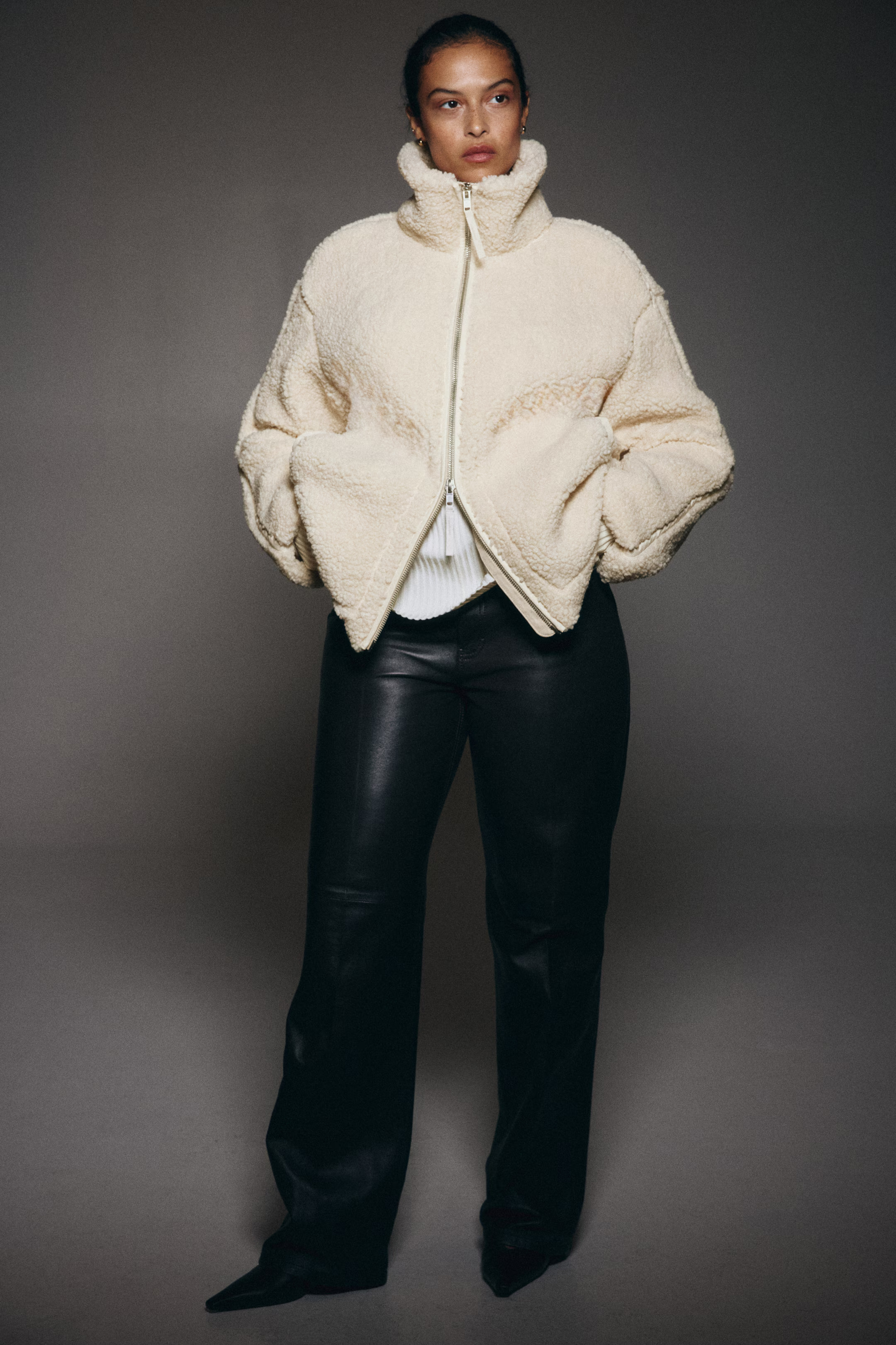 Loose teddy jacket | H&M (UK, MY, IN, SG, PH, TW, HK)