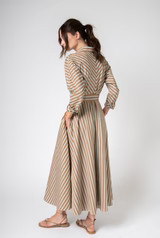 The Feminine Dress | GRAMMAR