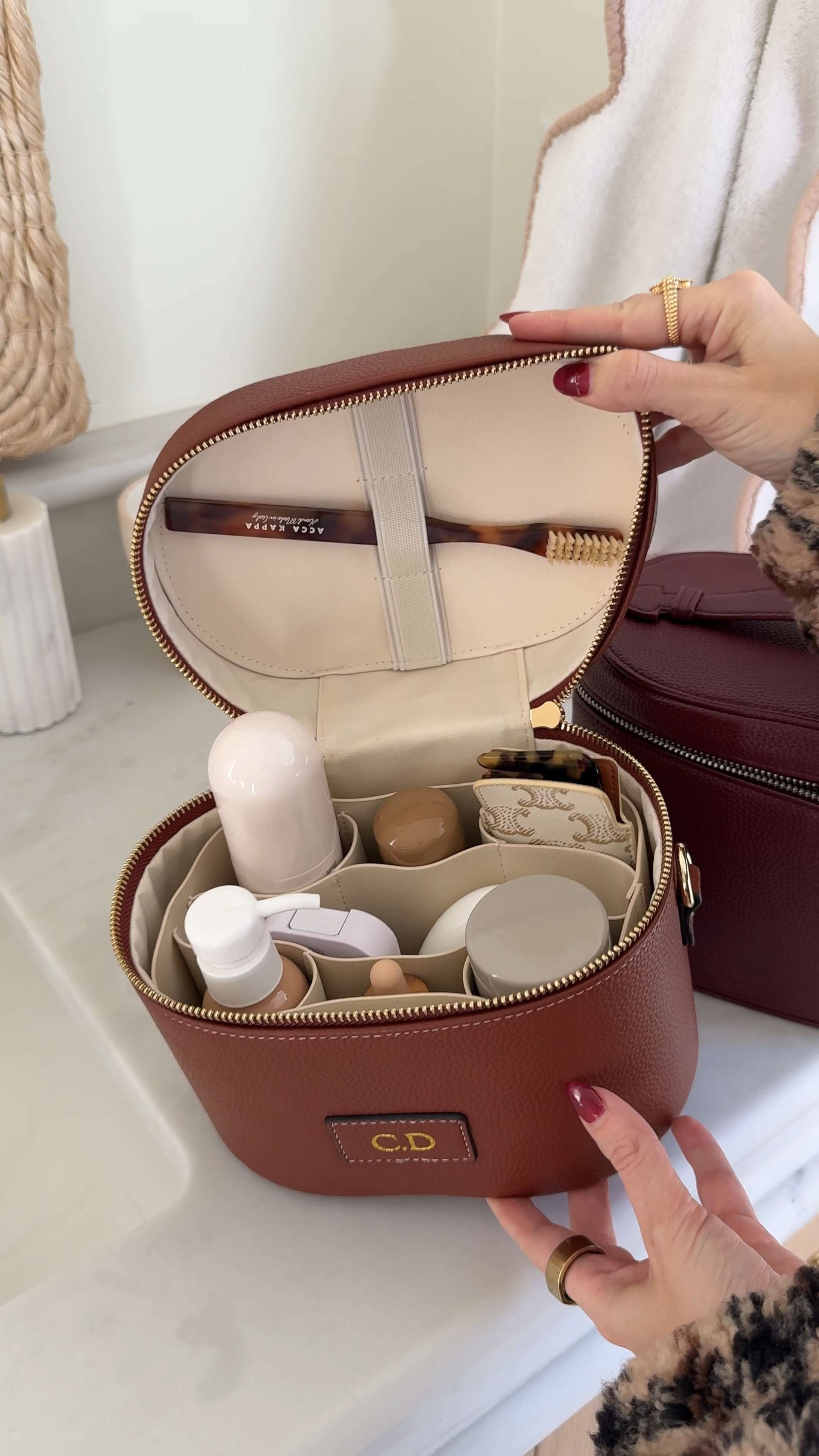 These are the perfect last minute Christmas gift! I can not travel without mine!

travel bag, make up bag, beauty bag 

 #LTKHoliday #LTKFindsUnder50 #LTKBeauty