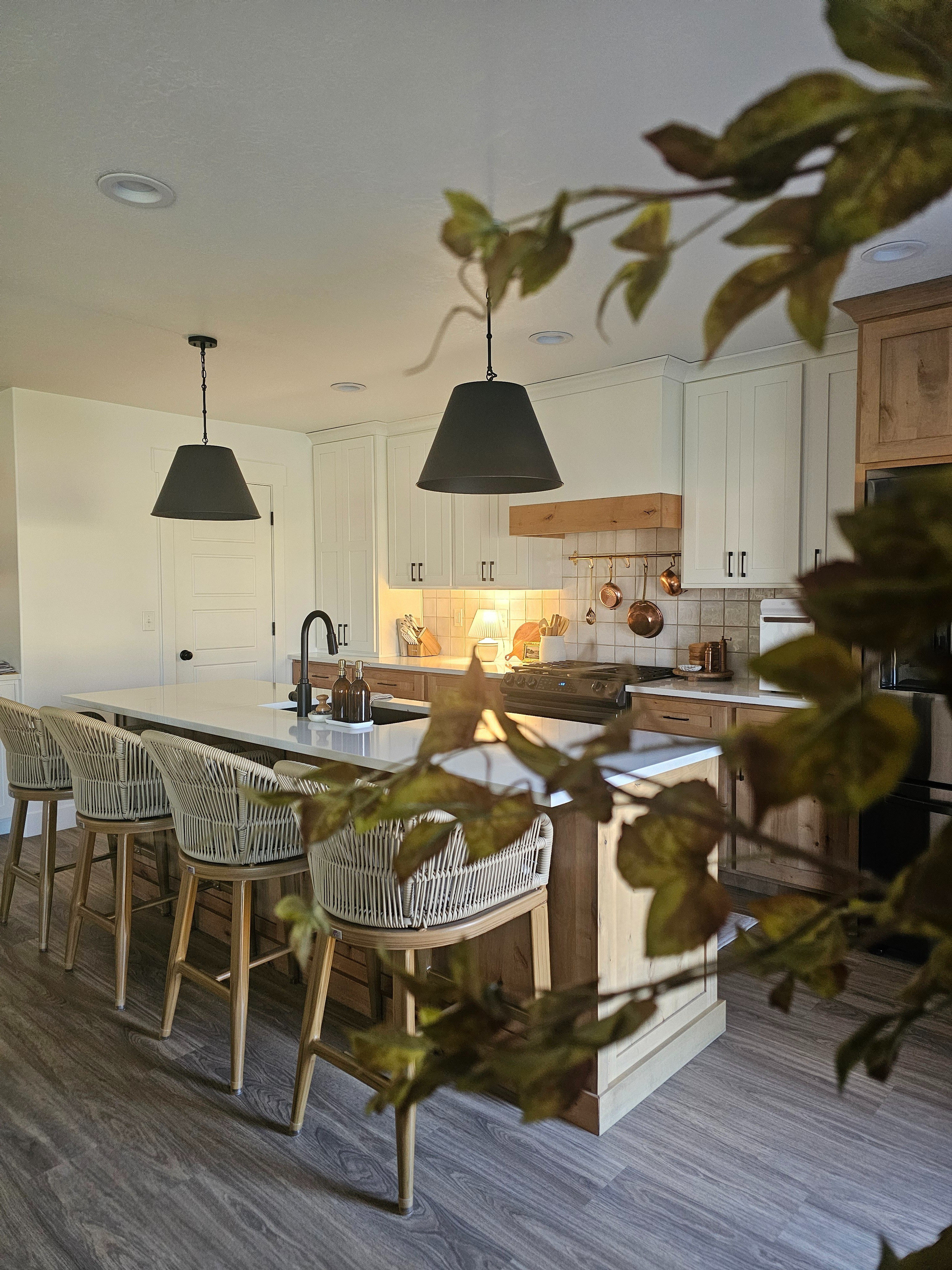 Recent kitchen views

#LTKHome #LTKSeasonal #LTKOver40