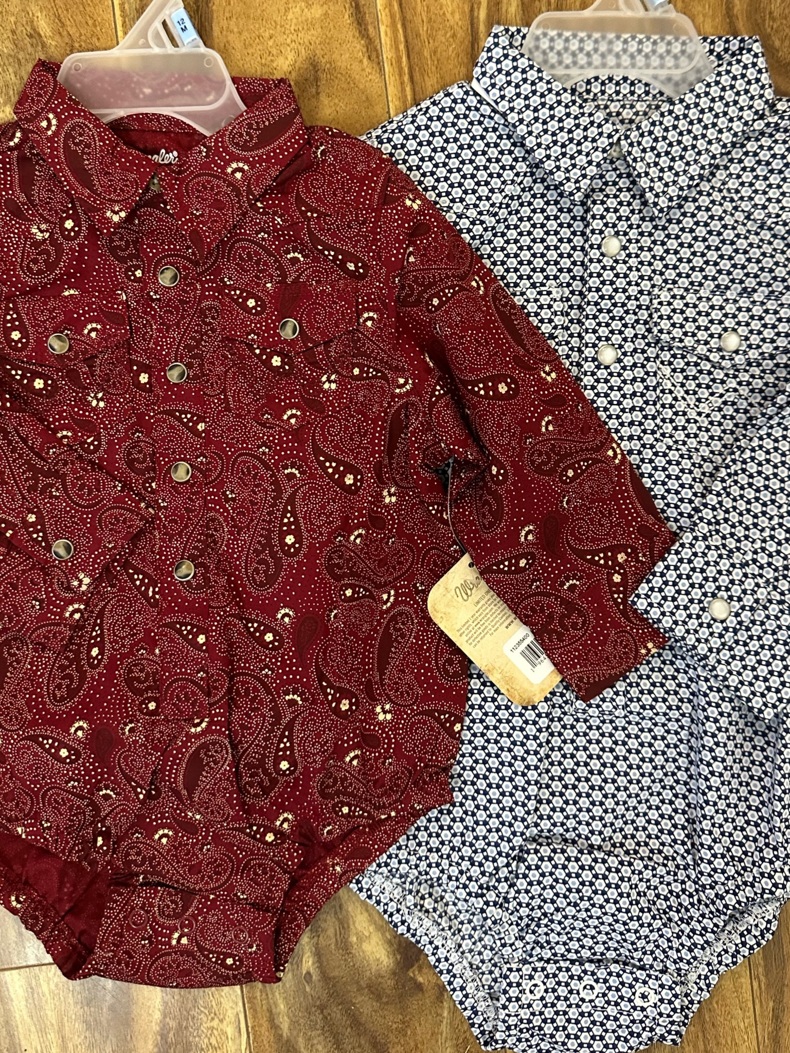 wrangler baby/toddler pearl snap shirts and these two colors are on clearance for less than $10 each! 

#LTKKids #LTKBaby #LTKStyleTip
