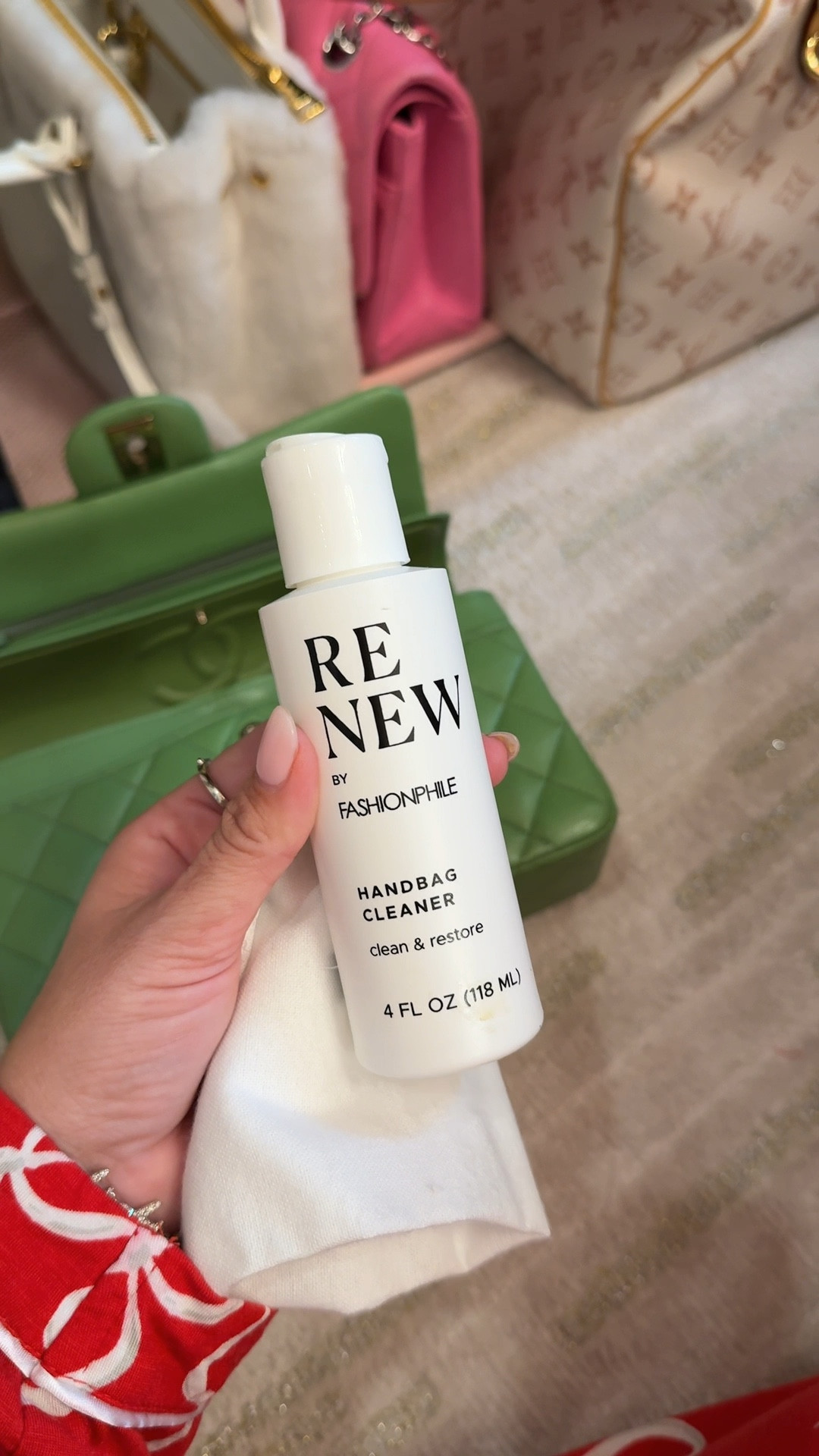 Designer handbag / handbag cleaner! #Ad #fashionphilepartner #fashionphilefinds @fashionphile 

#LTKGiftGuide #LTKmomlife #LTKFindsUnder100