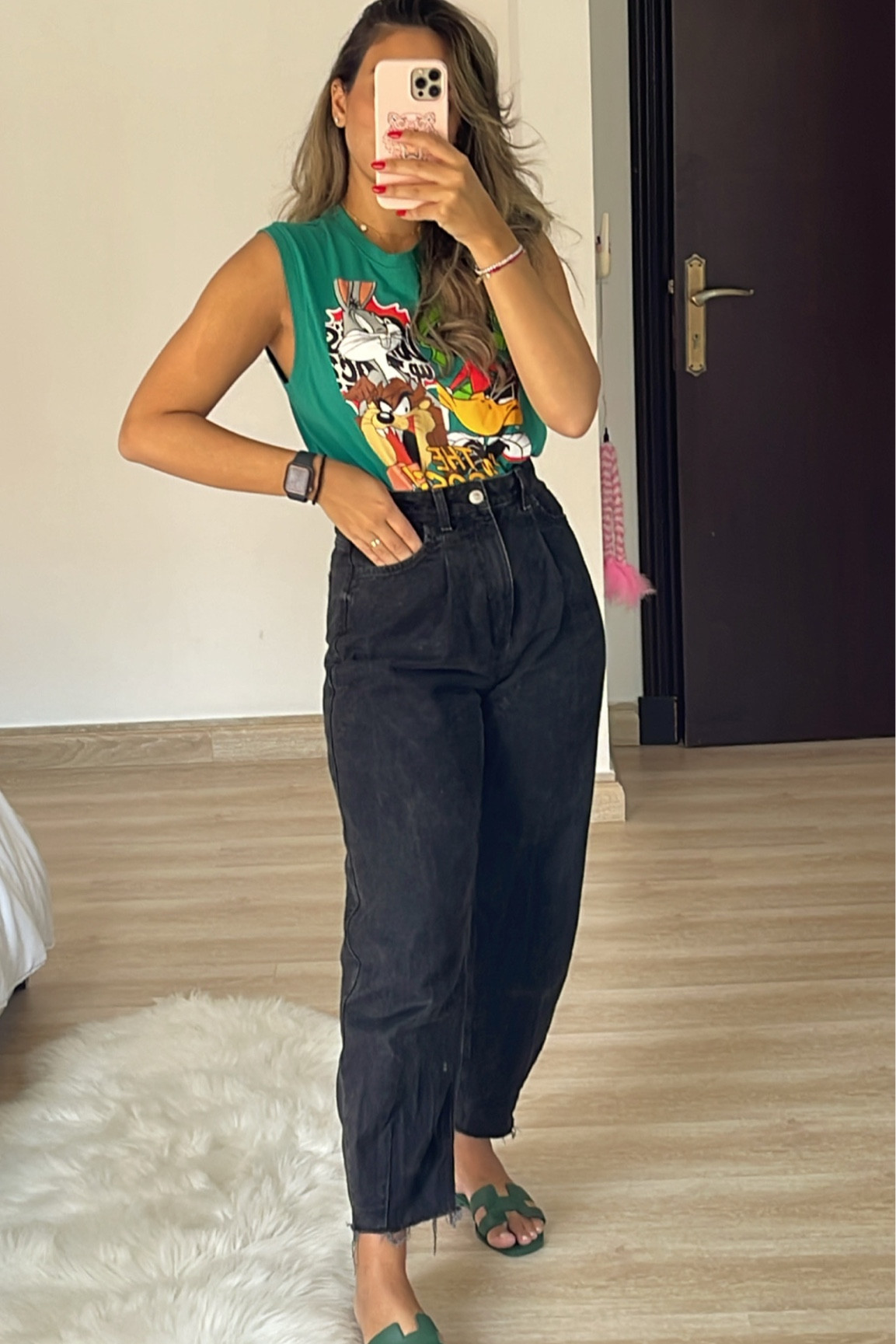 Comfy simple with a splash of color!
Kelly Green is a MUST to invest in! 

I’m in love with this printed top that can easily paired with a perfect slouchy trousers- 🦚

#LTKstyletip