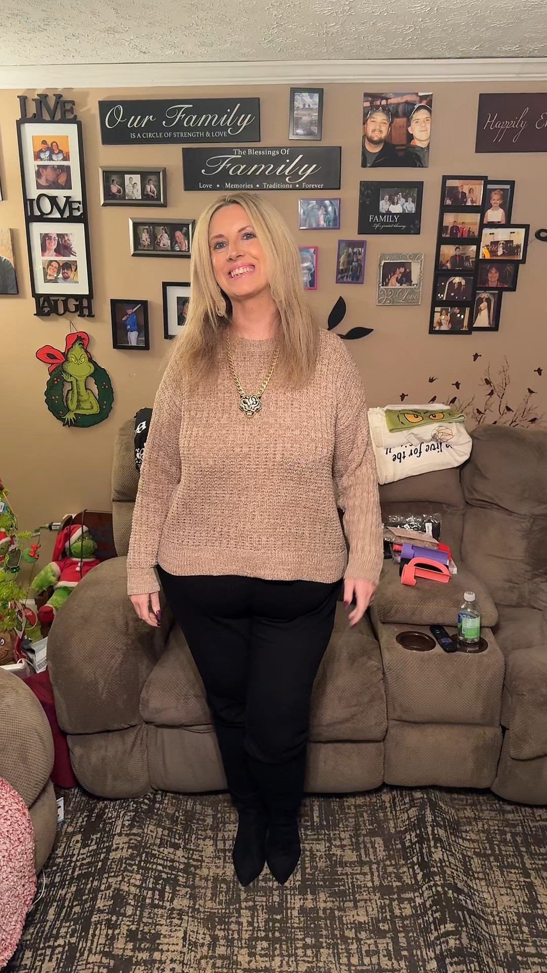 Happy Tuesday y’all! Hope everyone has a fabulous day!!! #ootd 

#LTKootd