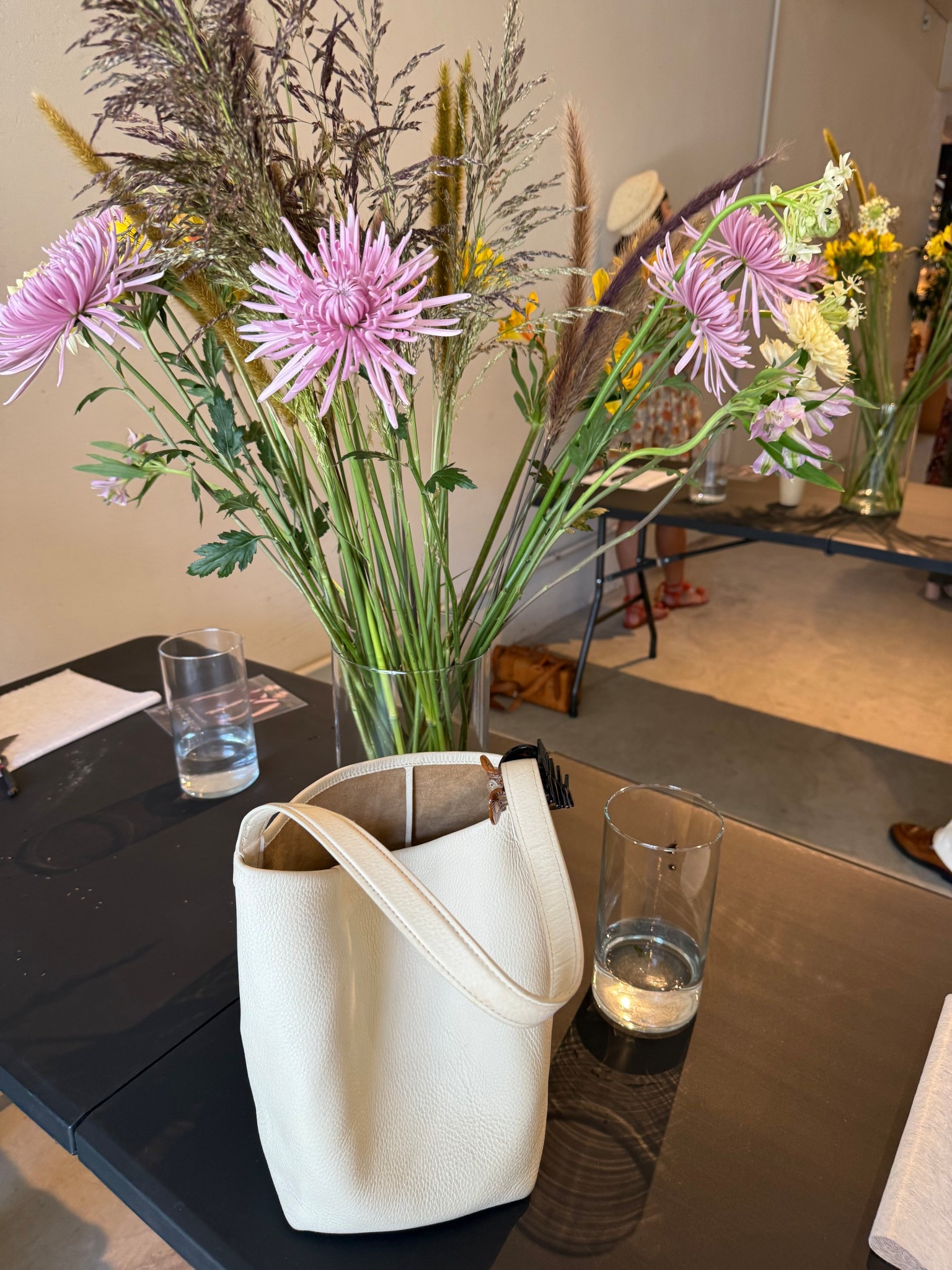 The Row bag and flowers 🌺💐🌷