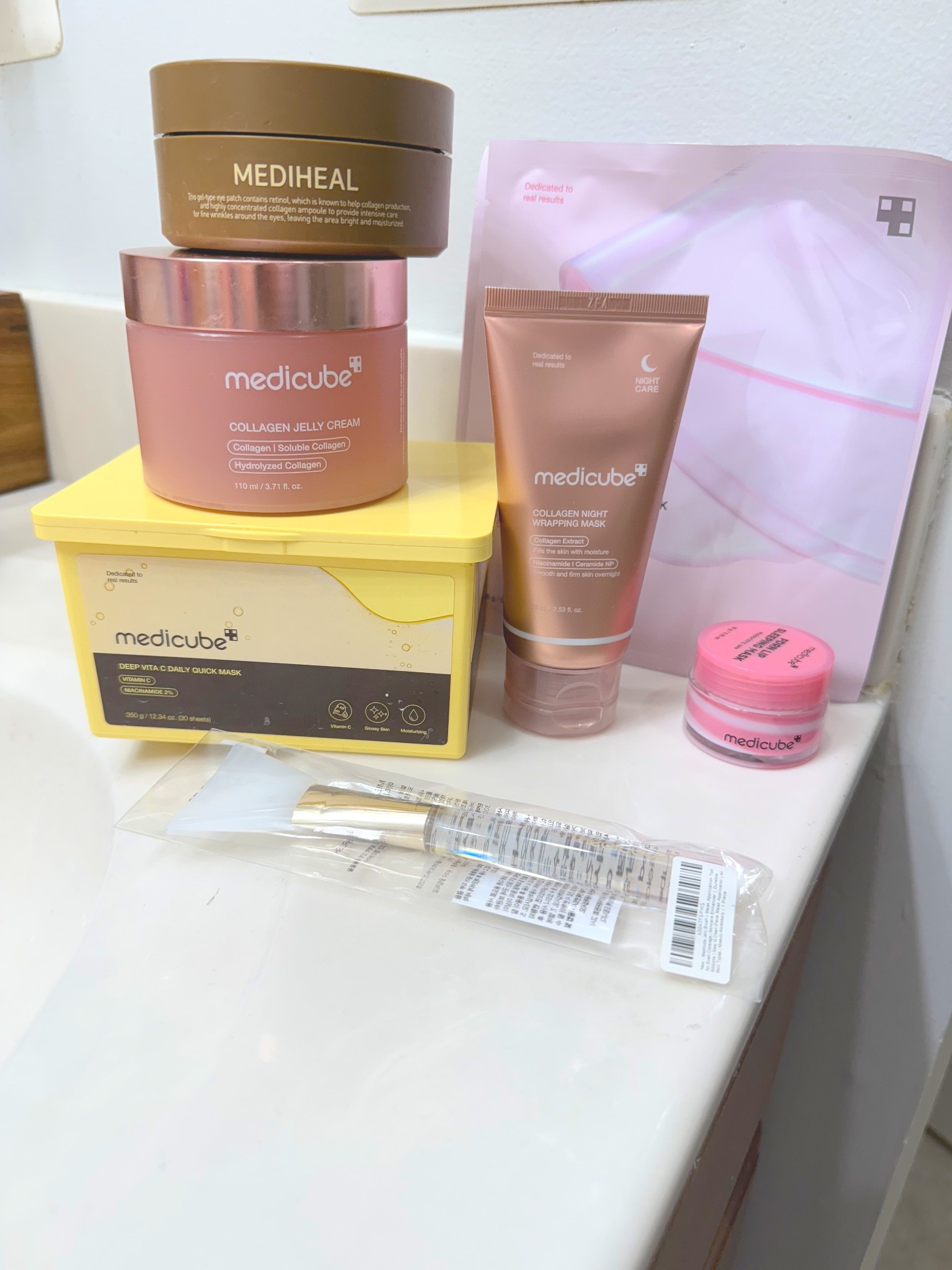 The best skincare is on sale and you need to take advantage 😌

Seriously, stated loving their toner pads then tried more products during the prime day sale…months later and I’m obsessed with medicube. 

You cannot go wrong, but really love the collagen jelly moisturizer and vitamin c masks ✨



Black Friday, cyber deals, skin care finds, self care, face mask, night time routine, skin care routine 


#LTKCyberWeek #LTKBeauty #LTKselfcare