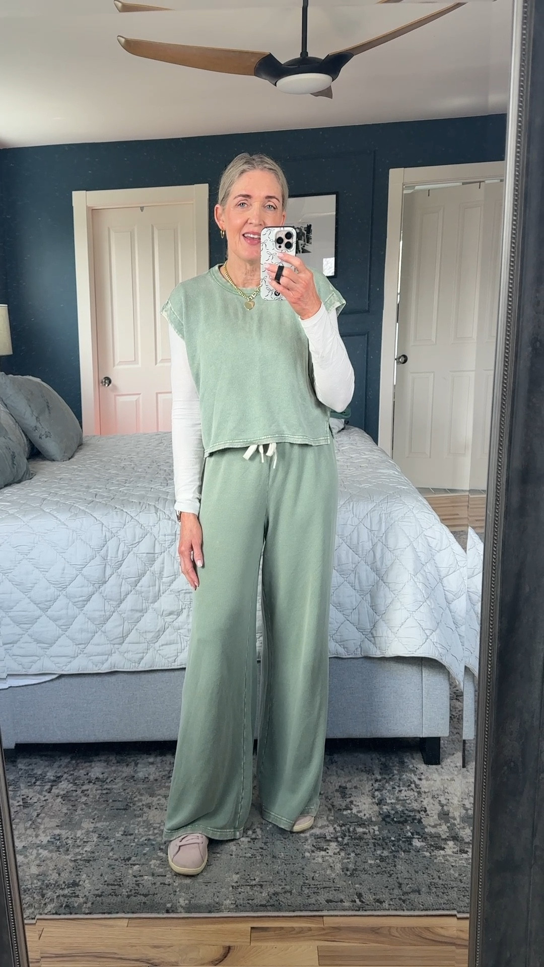 2 piece set from @Aerie . So soft and comfortable. Wearing XS in top and pants. 

#aeriesets #aerie #marchingsets #traveloutfit #loungewear #springclothes #springoutfits2026 #set #springbreak 

#LTKootd #LTKgrwm #LTKActive