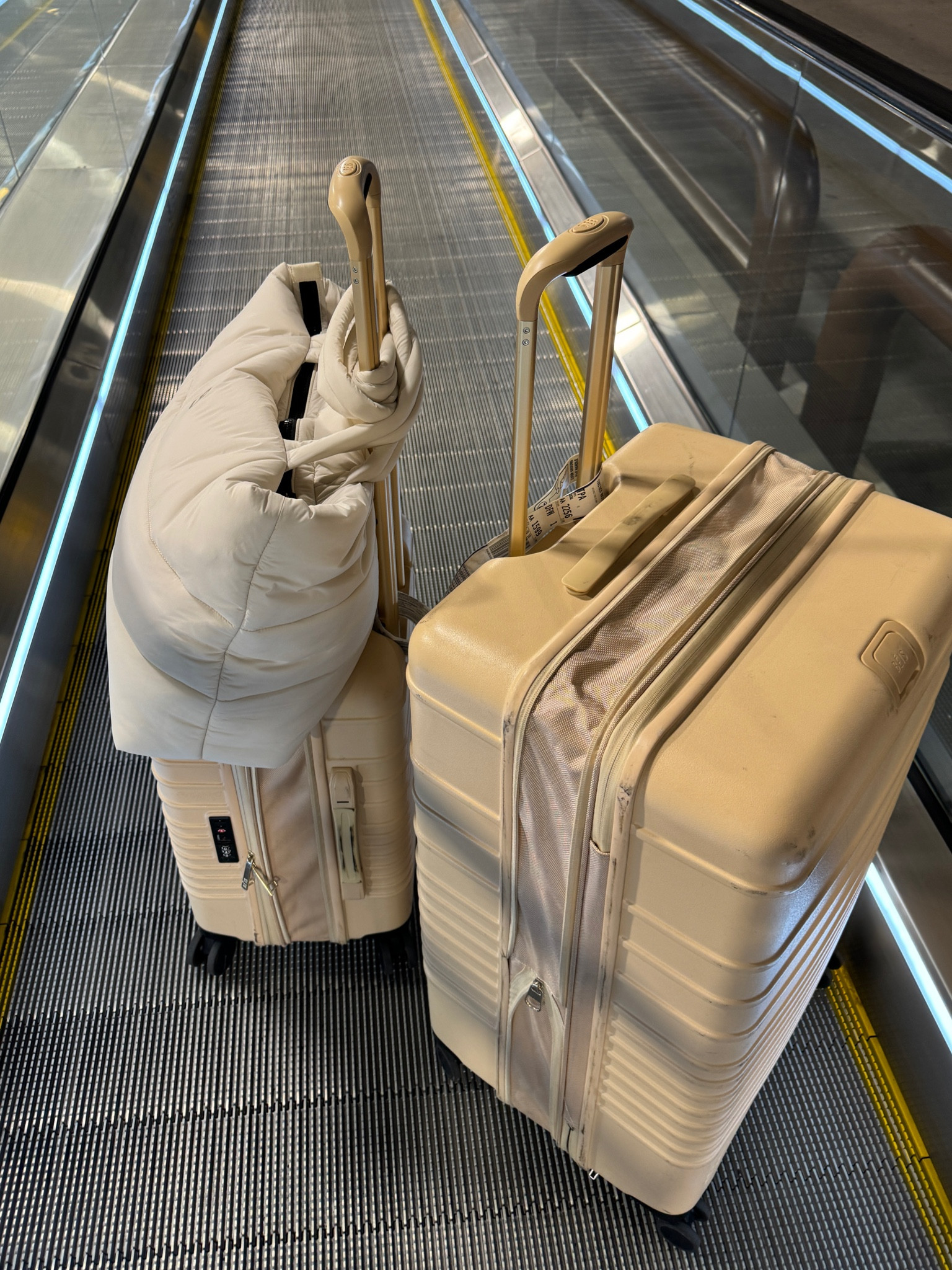 Travel essentials !!! BEIS bags + my carry on tote!! 

#LTKitbag #LTKtravel #LTKMostLoved