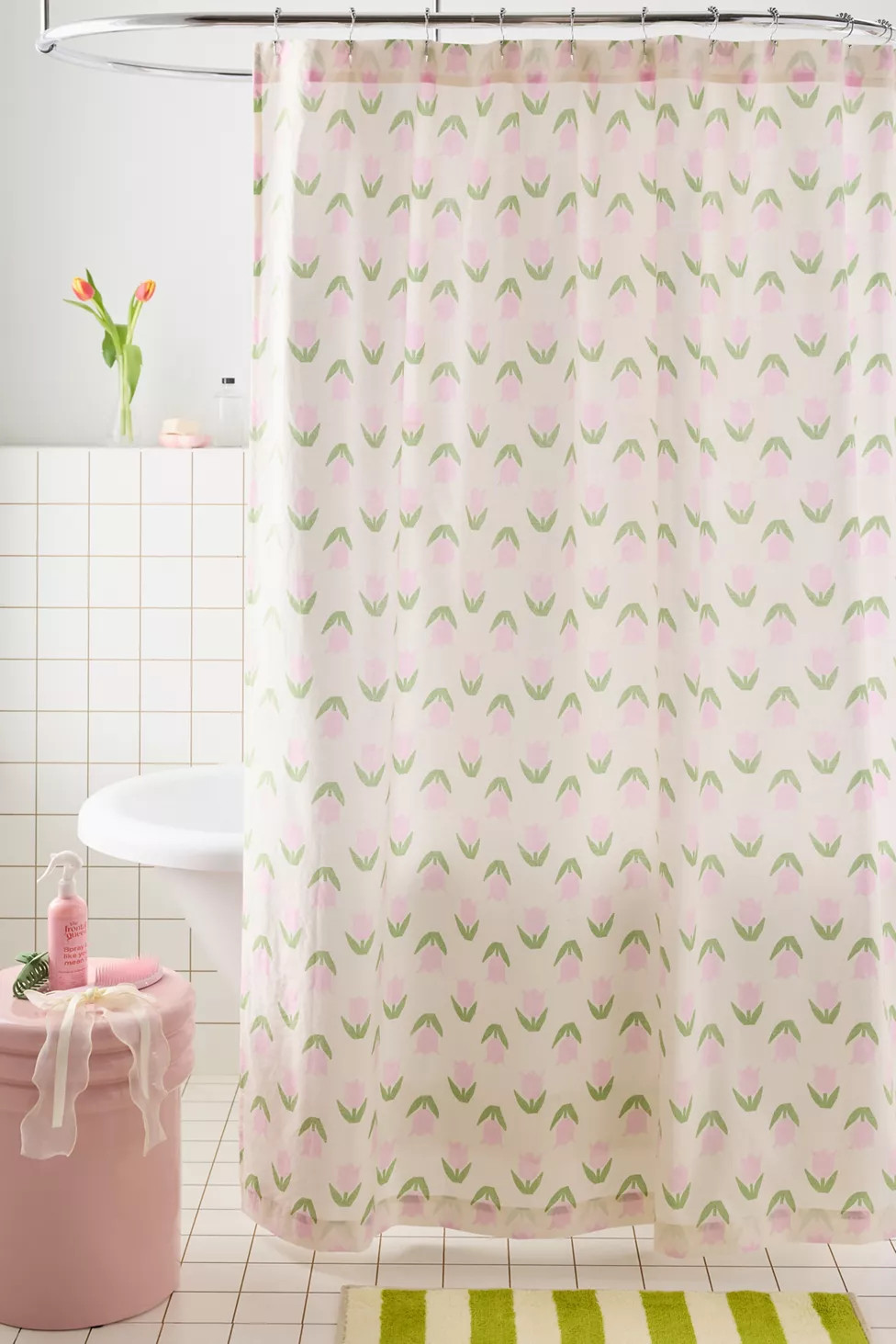 Emeila Tulip Patterned Shower Curtain | Urban Outfitters (US and RoW)