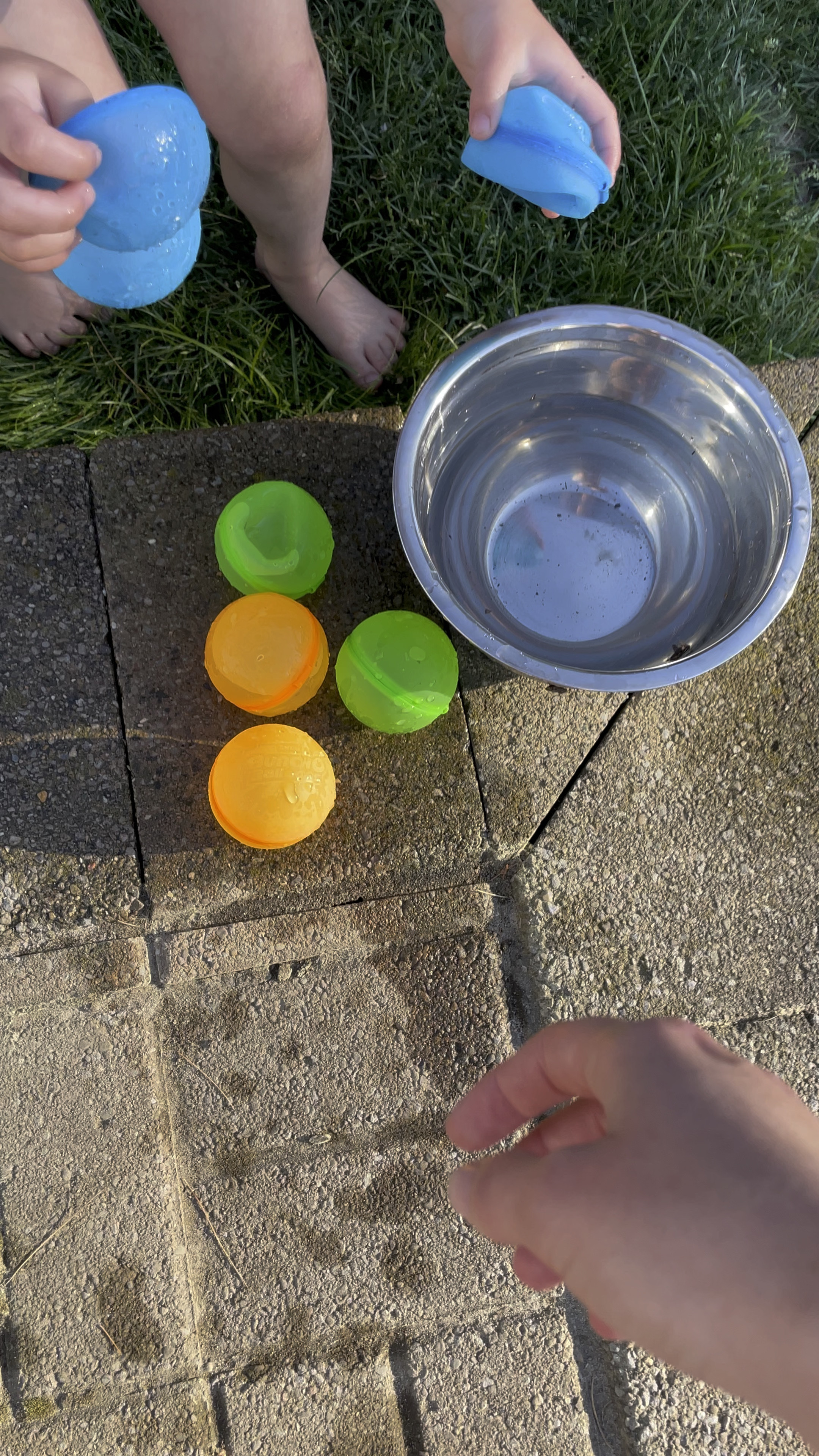 These are the perfect outdoor toy for summer #reuseable #waterballoons #waterballoon #outfoortoy #outdoorgame #summertoy #summertrend #90’ssummer 

#LTKFamily #LTKParties #LTKKids