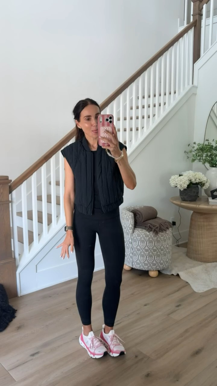 Target vest, I'm wearing size S.