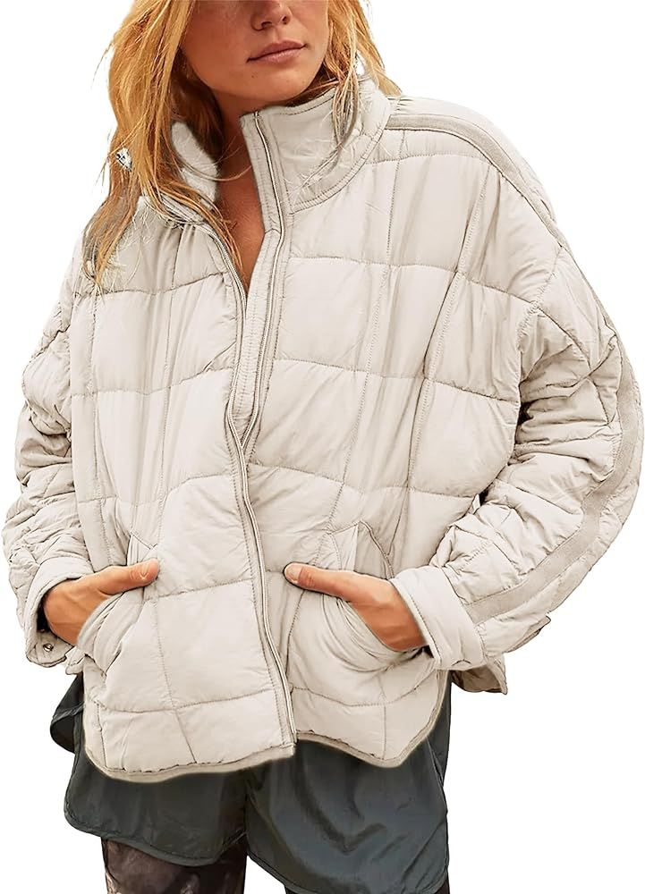 Quilted Puffer Jacket Women Lightweight Short Zip Up Padded Coat with Pockets | Amazon (US)