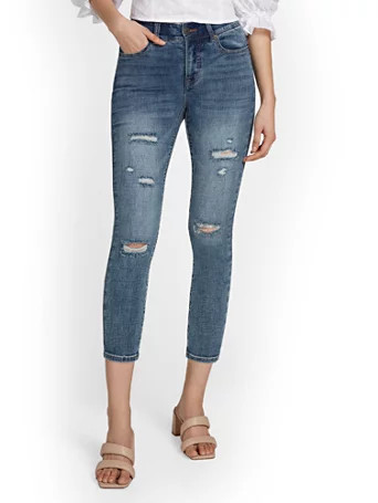 mya curvy high-waisted sculpting no gap super-skinny capri jeans - medium blue wash | New York & Company