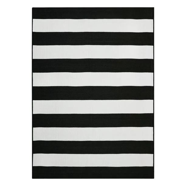 Better Homes & Gardens Ibiza Stripe Black and White Woven Outdoor Rug, 5 x 7 - Walmart.com | Walmart (US)