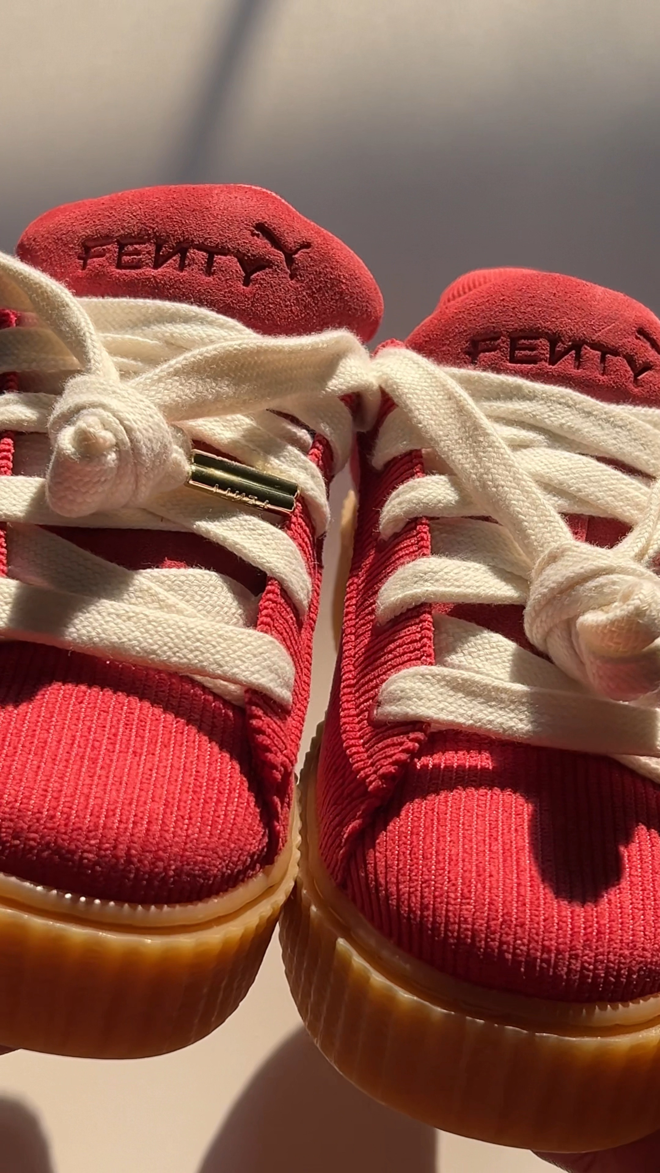 I’ve been eyeing  #fentyxpuma collab sneakers for a while now, and I finally decided to treat myself to them! They’re absolutely stunning and incredibly comfortable - I’m so glad I got my hands on them! 
#sneakerlove #comfortablefashion #sneakerstyle #sneakers

#LTKBeauty #LTKVideo #LTKBacktoSchool