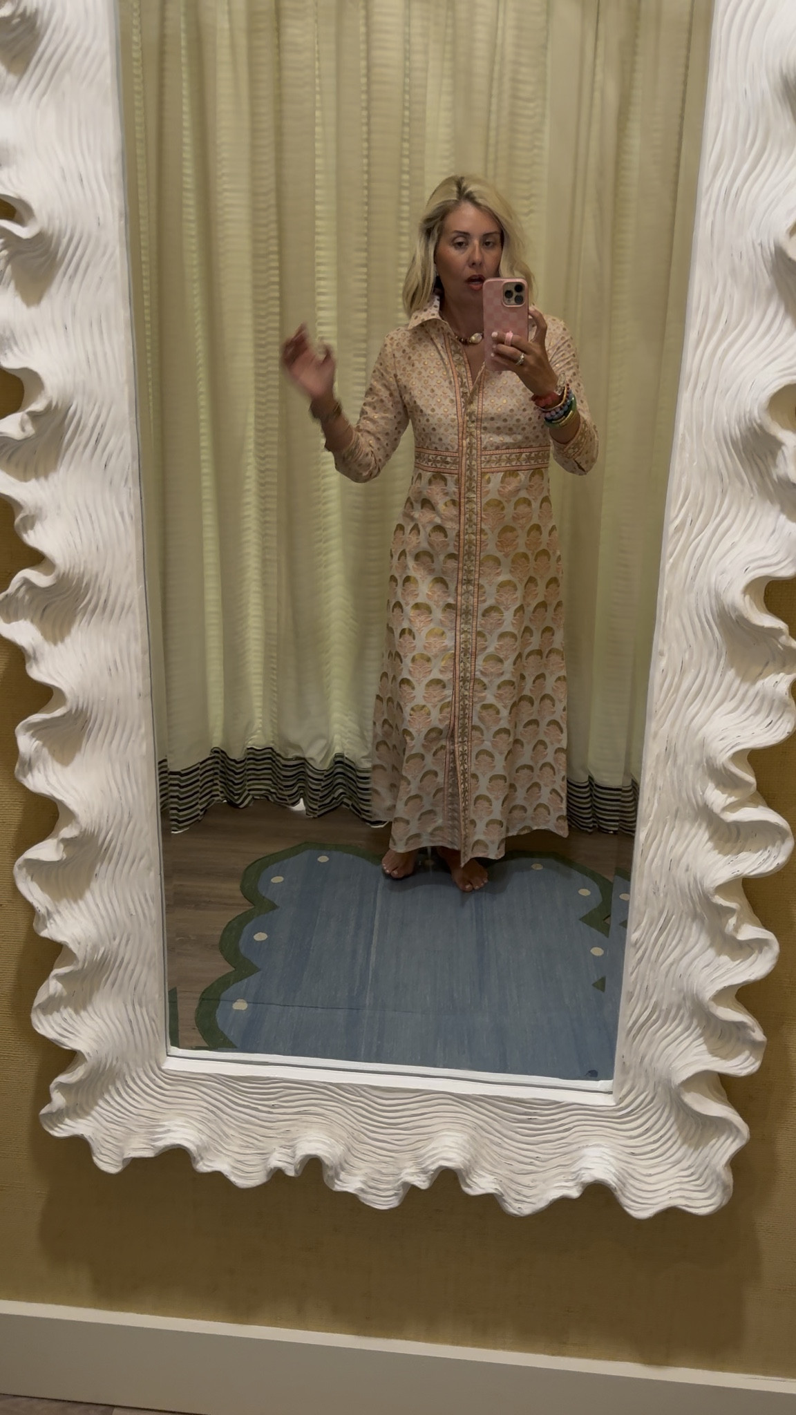 A new to me style… the print is what caught my eye, but the fit it just fabulous! 

I’m in XS.

#LTKWedding #LTKTravel #LTKmomlife