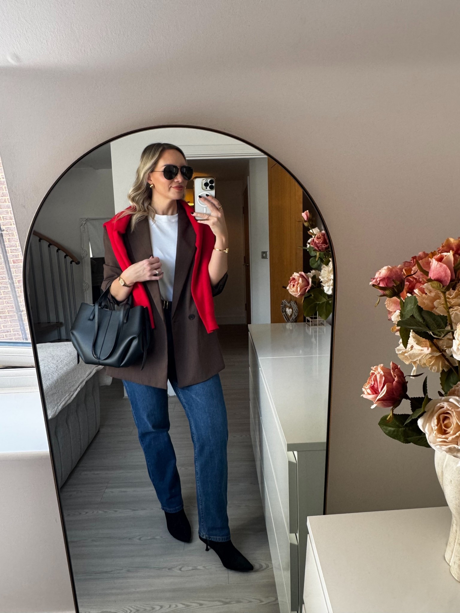 A smart casual outfit idea for spring 🫶🏼#LTKstyletip #LTKjeans

#LTKspring