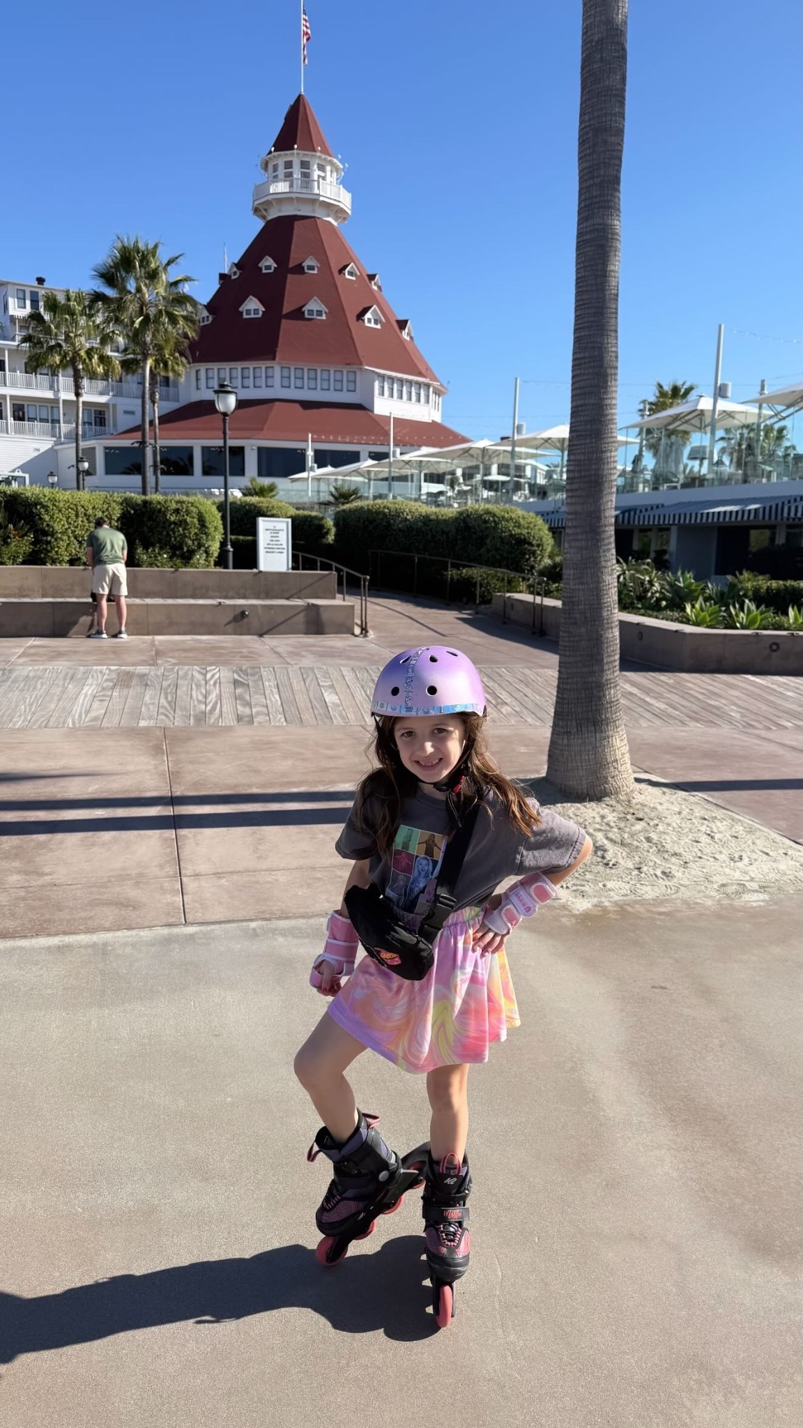 Roller blade date through the island 🛼

#hoteldelcoronado #sandiego #sandiegokids #sandiegomoms #rollerblade 

#LTKdayinmylife #LTKActive #LTKKids