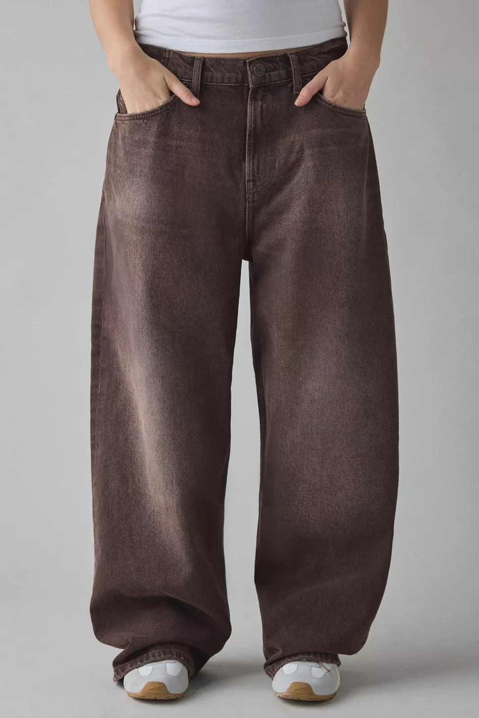 BDG Titan Mid-Rise Oversized Baggy Jeans | Urban Outfitters (US and RoW)