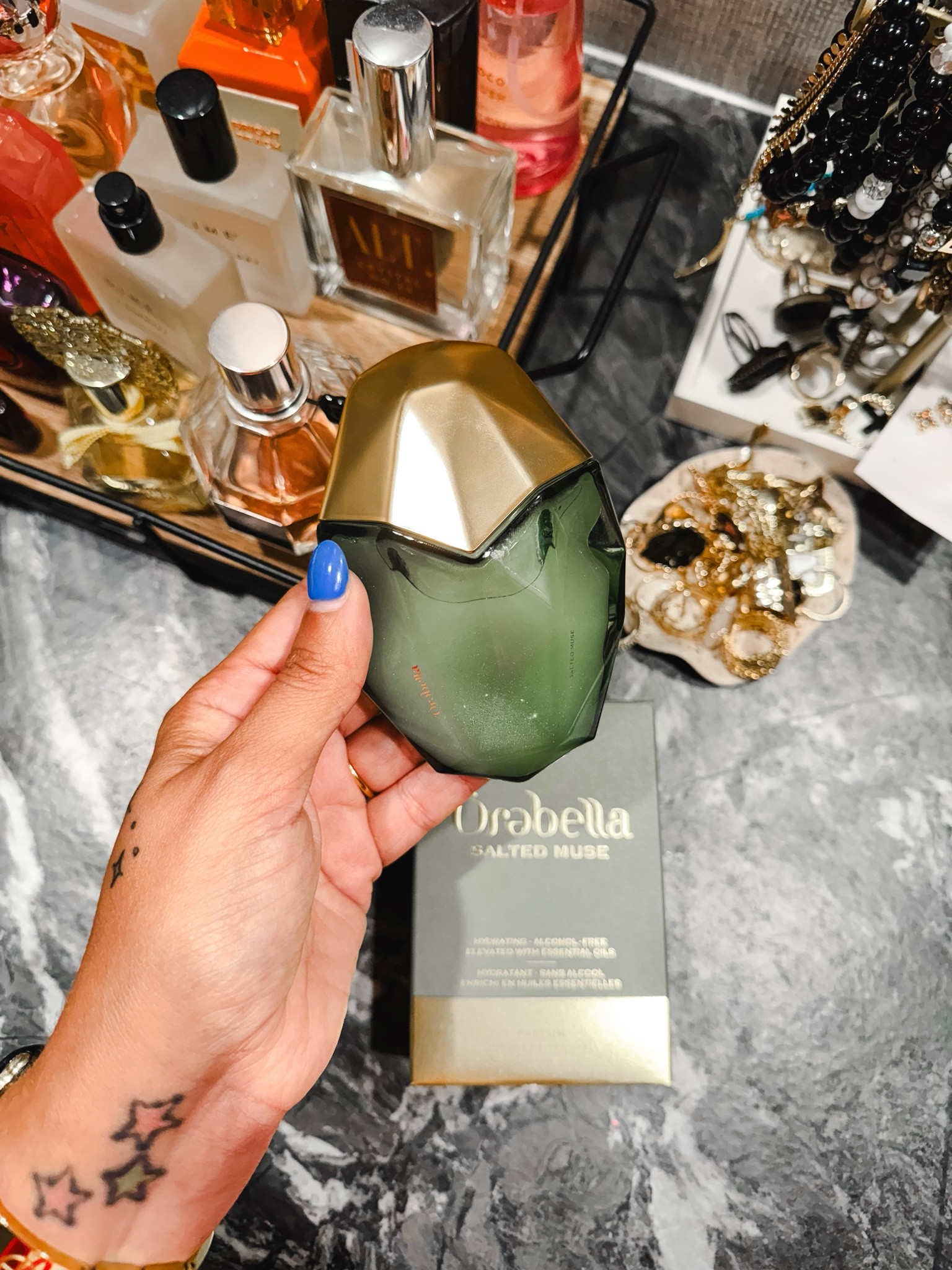 This is a must have for your perfume collection! 

Alcohol free, made with essentials oils and moisturizing for your skin! Lasts up to 8 hrs. 

Scent notes: 
Cedarwood, sandalwood, lavender, amber

Perfume
Fragrance
Scents for women 
Gifts for her
Gift guide 
Beauty 

#LTKStyleTip #LTKFindsUnder100 #LTKBeauty