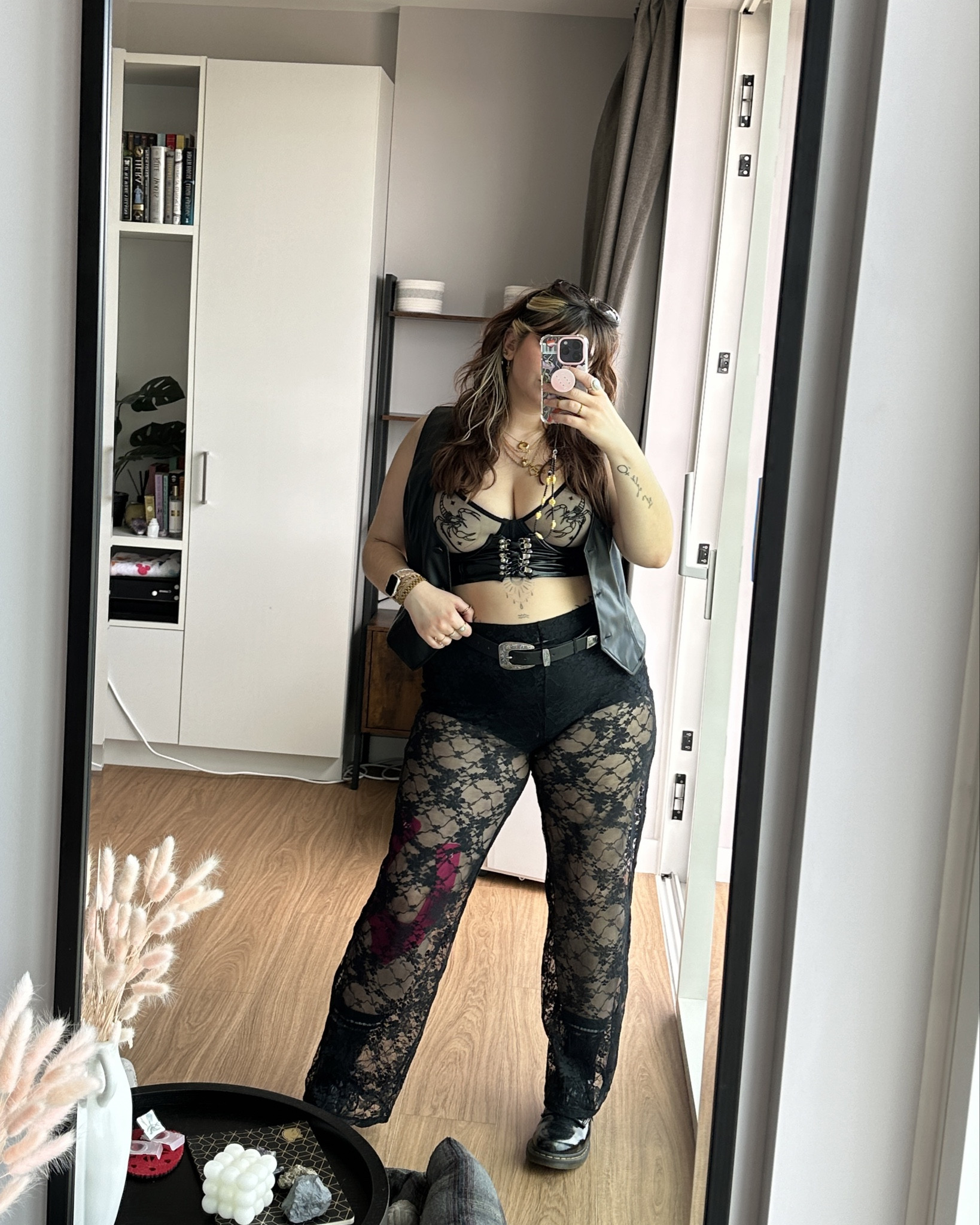 festival outfit inspo [apple charlie xcx reel]

about me: 164cm | UK14 | 32H

outfit detail and sizes: 
boxer shorts: amazon [XL]
trousers: old primark
belt: primark
bralette: thistle and spire [XL]
corset belt: amazon
waistcoat: asos
leather jacket: asos

#LTKStyleTip #LTKMidsize