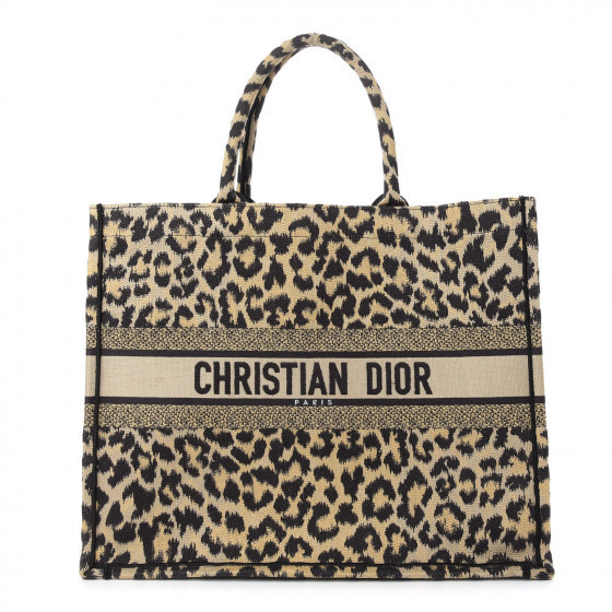 CHRISTIAN DIOR

Canvas Mizza Embroidered Leopard Book Tote Beige | Fashionphile