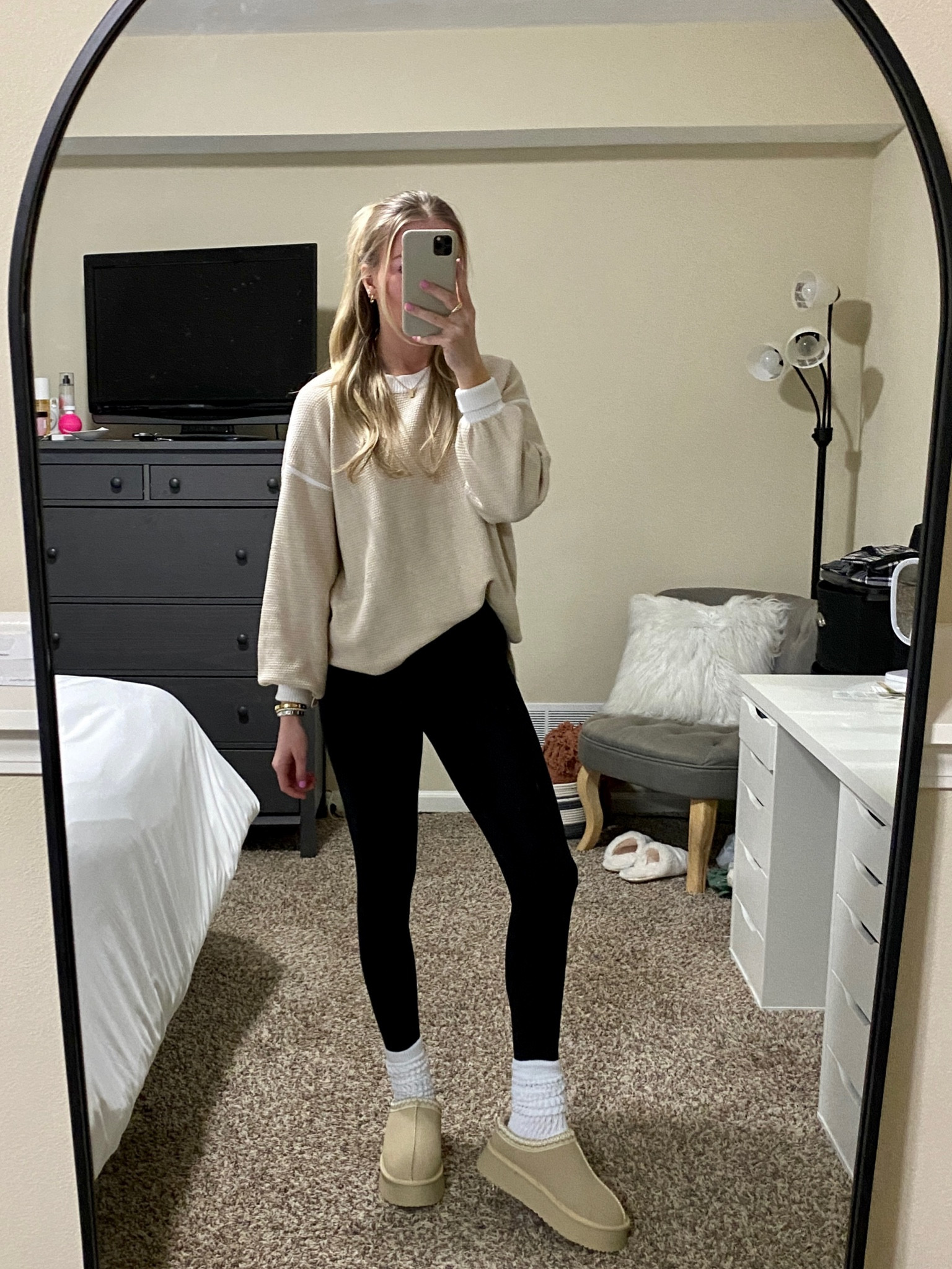 Casual Amazon inspired outfit 

#LTKMostLoved #LTKfindsunder50 #LTKsalealert