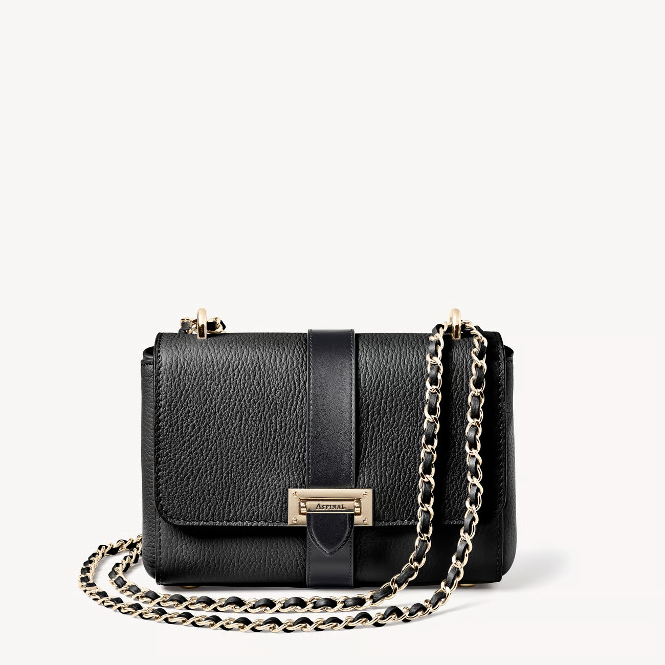 Lottie

        
            
            Black Pebble | Aspinal of London US