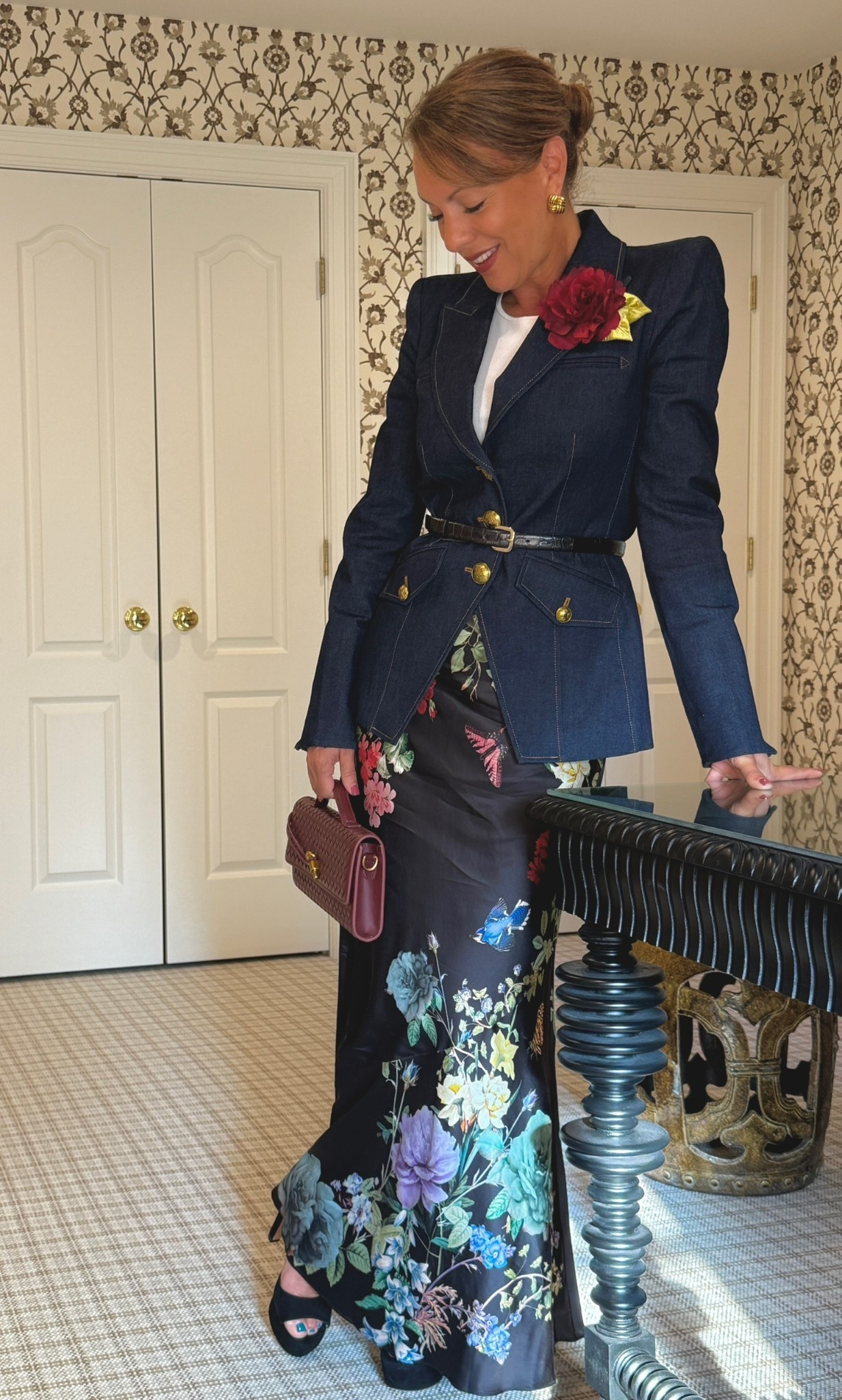 The easiest way to wear florals for fall is add denim! The exact blazer I have on from Veronica Beard is currently out of stock but I linked some similar options. This is one of my favorite floral skirts from Alice & Olivia 🫶🏻

Style tips - Floral & denim - Denim looks - Floral for fall - Fall fashion - Trendy fashion 

#LTKSeasonal #LTKStyleTip