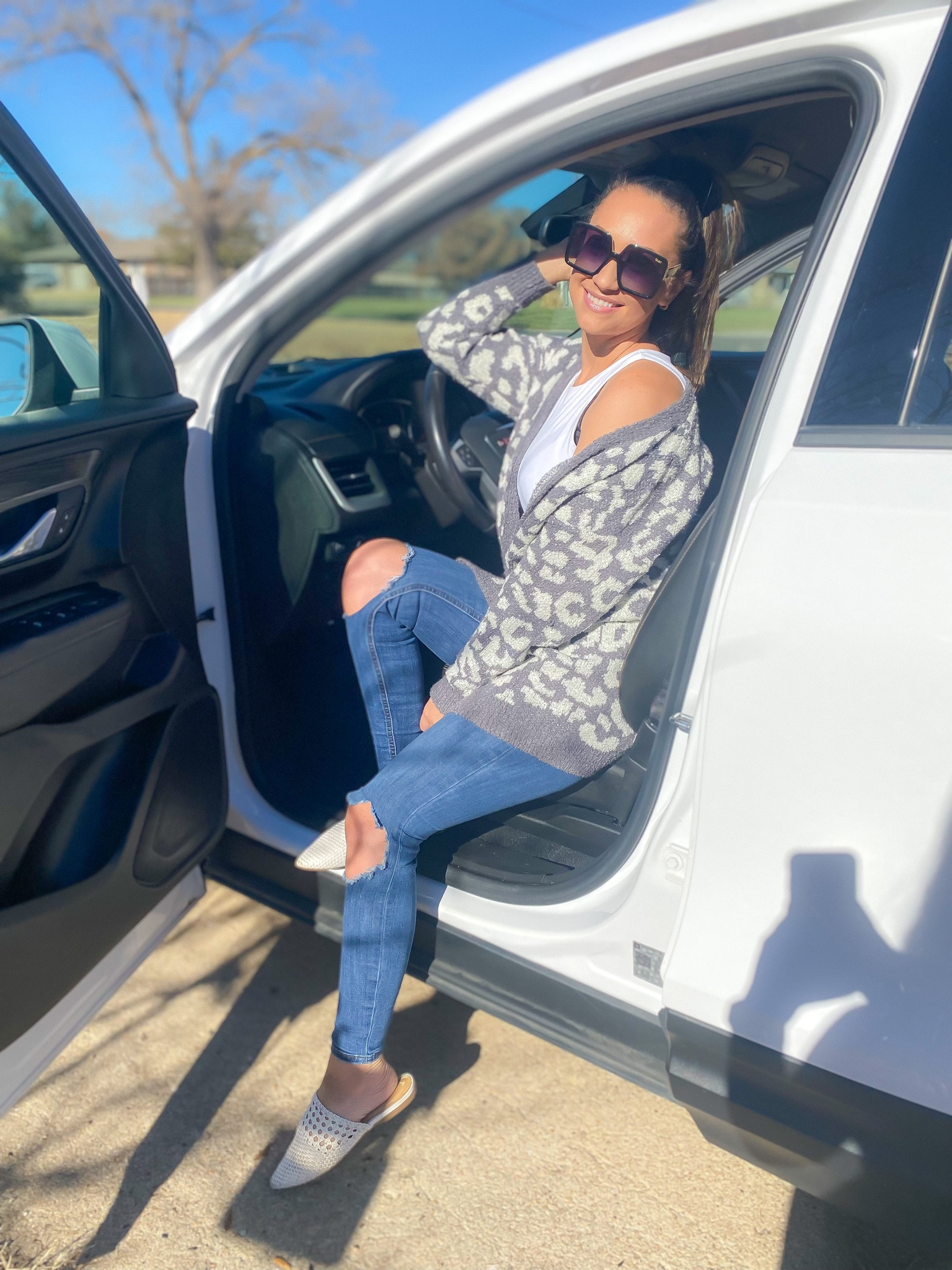 Walmart cardigan 

#LTKstyletip #LTKsalealert #LTKunder50