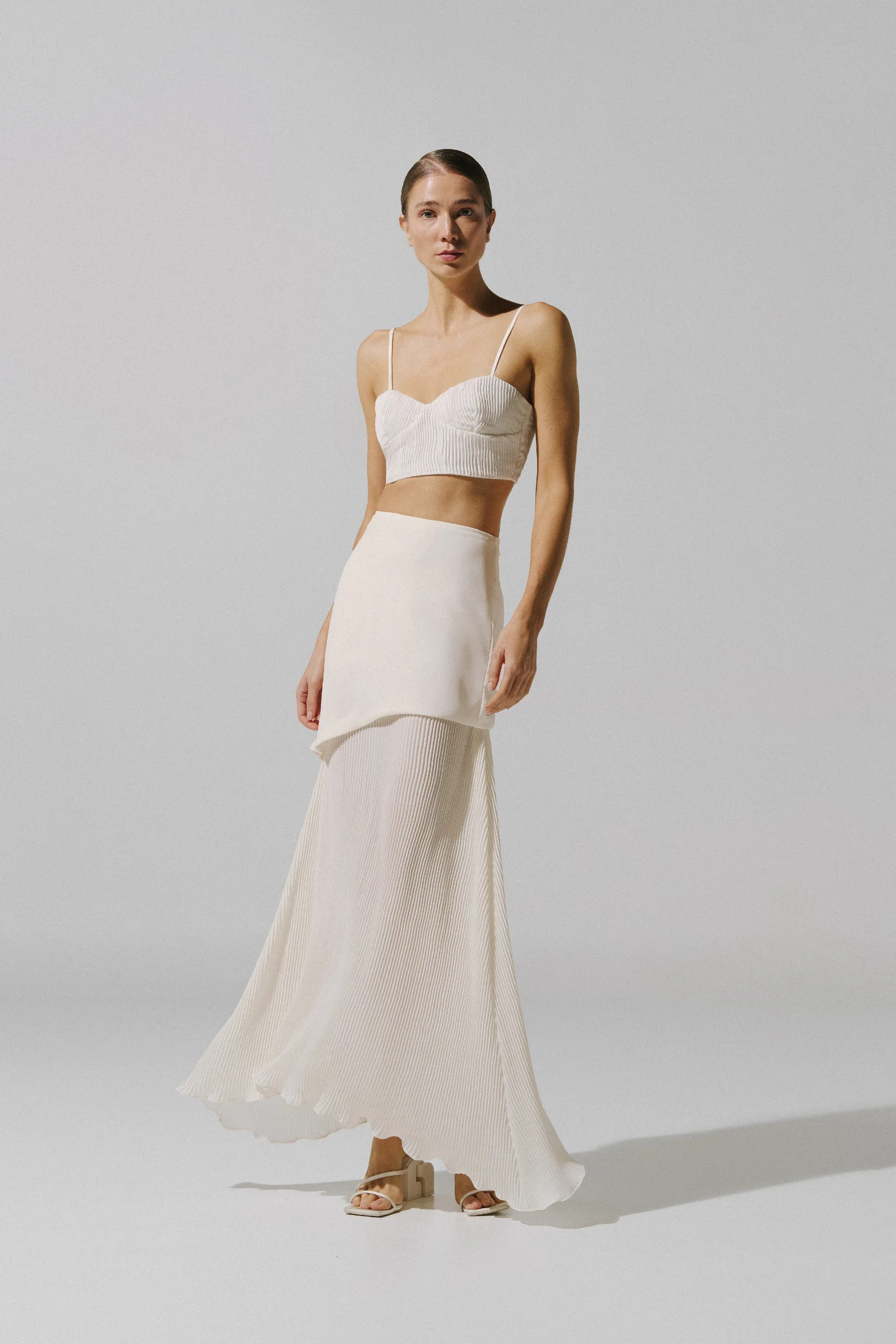 Roma Crop Top Whitein Chiffon - Resort 26 | BAOBAB INT