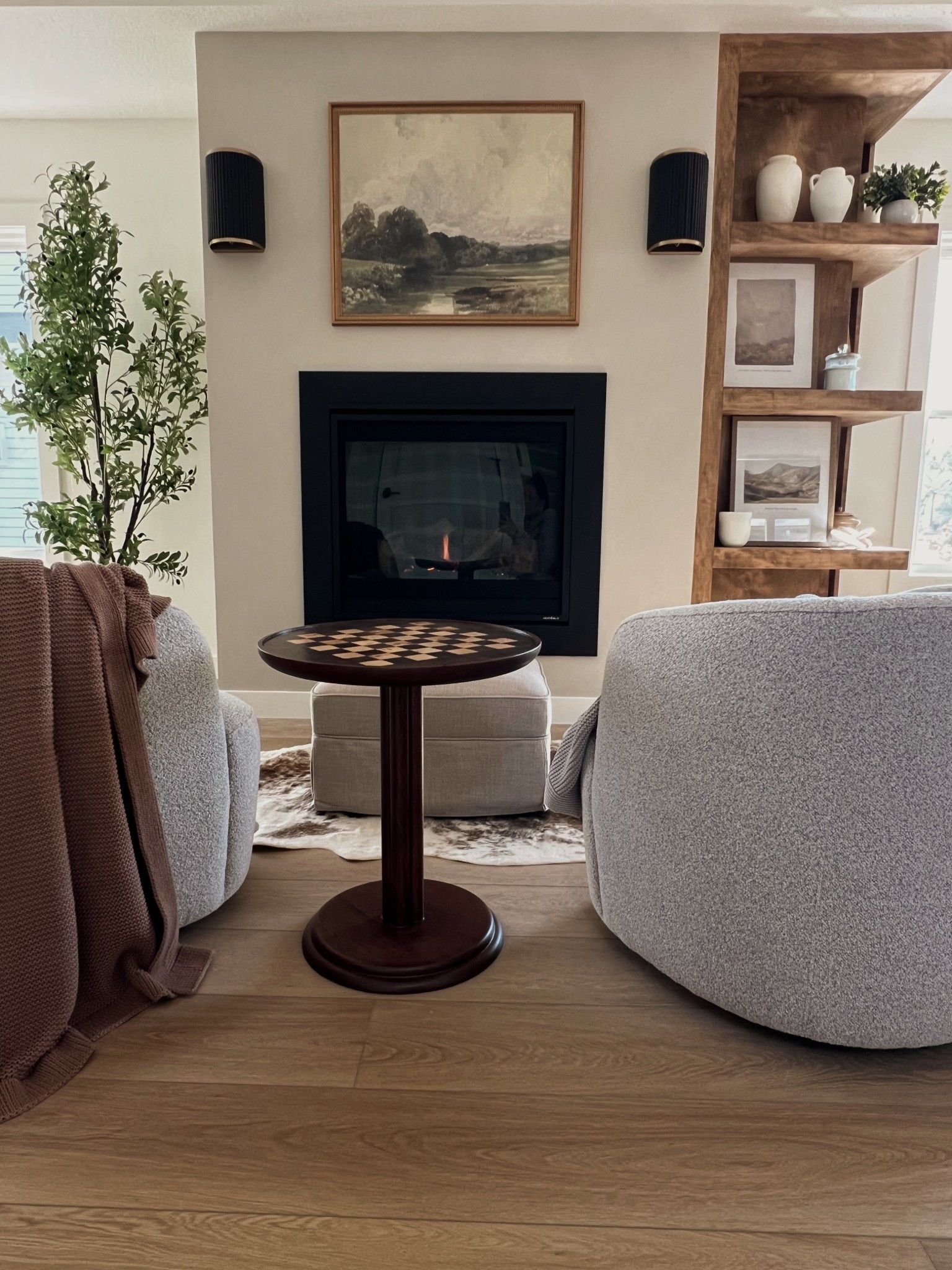 Fireplace cozy nook links 📚 ☕️  