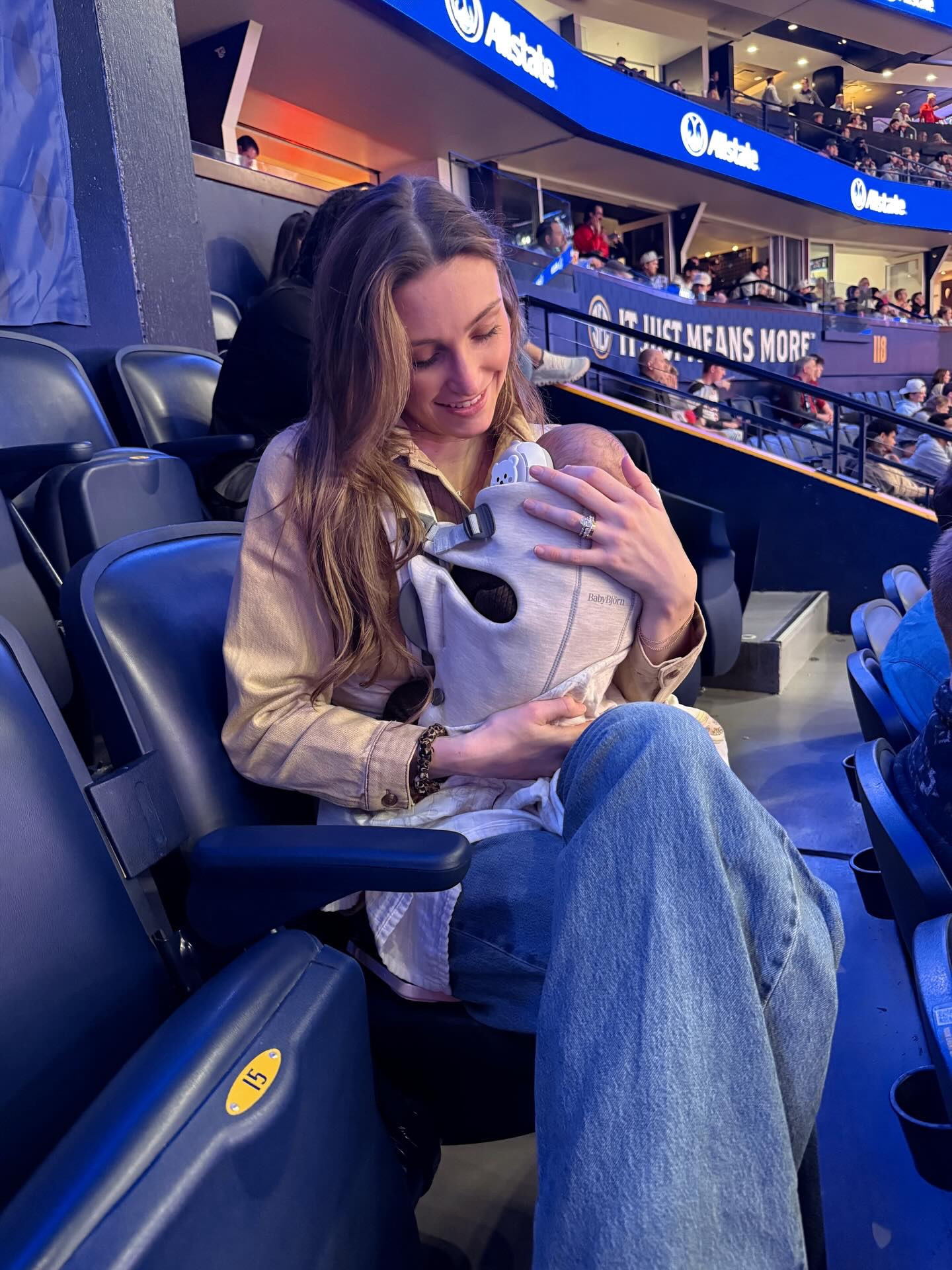 family night out !!!! ® such a fun night getting little girl to her first sporting event. boomer sooner I may add s #secbasketball
#familynightout #firsttimemom #girlparents