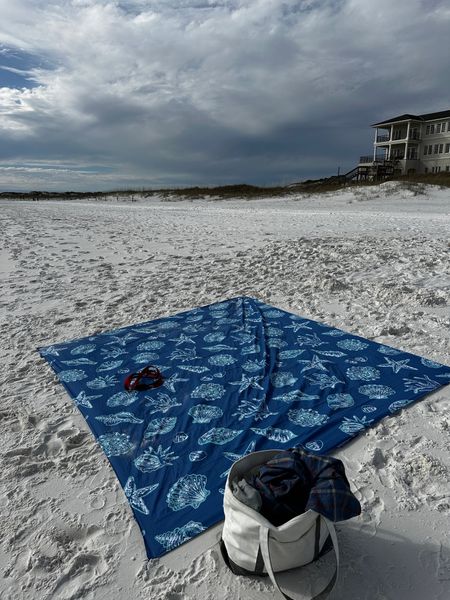 Best sand resistant beach blanket