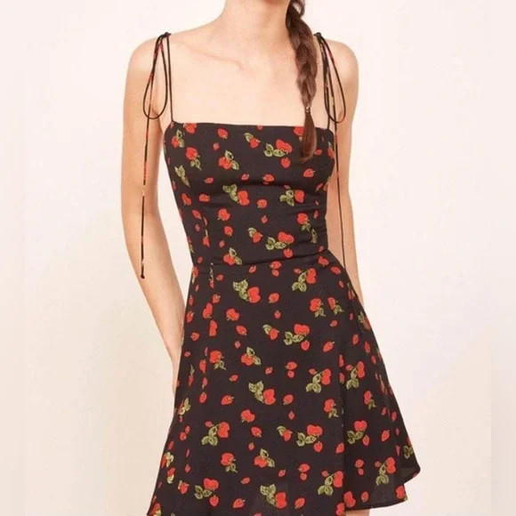 Strawberry Presley Dress | Reformation | XS/S | Poshmark