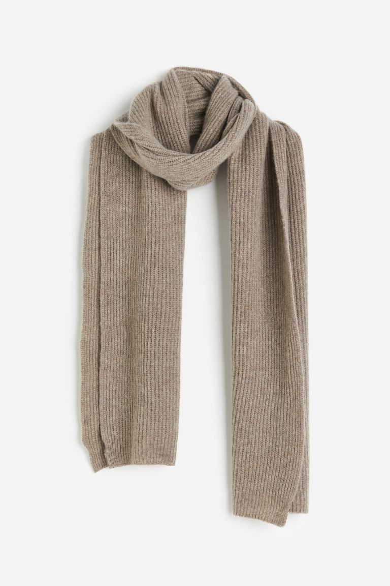 Ribbed cashmere scarf | H&M (UK, MY, IN, SG, PH, TW, HK)