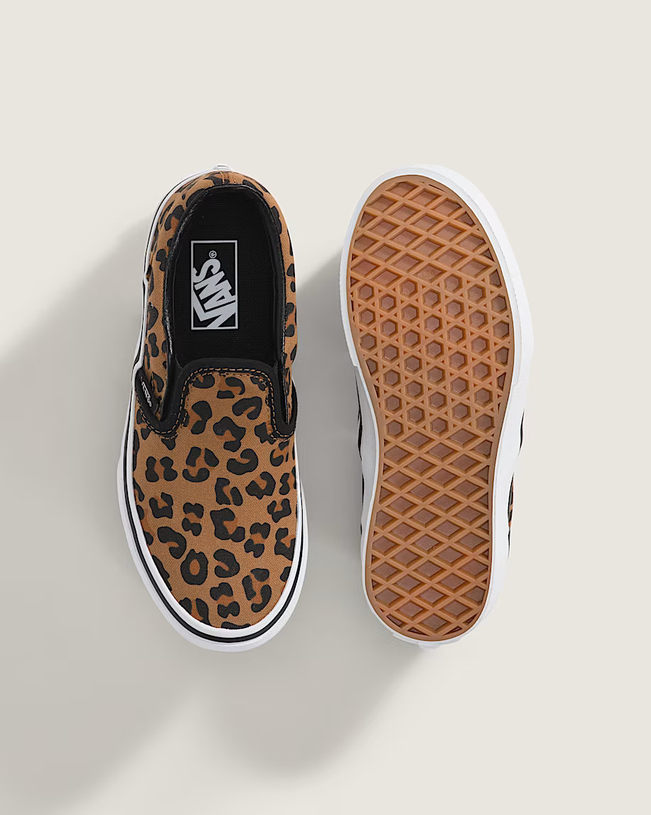 Little Kids Classic Slip-On Shoe | Vans (US)