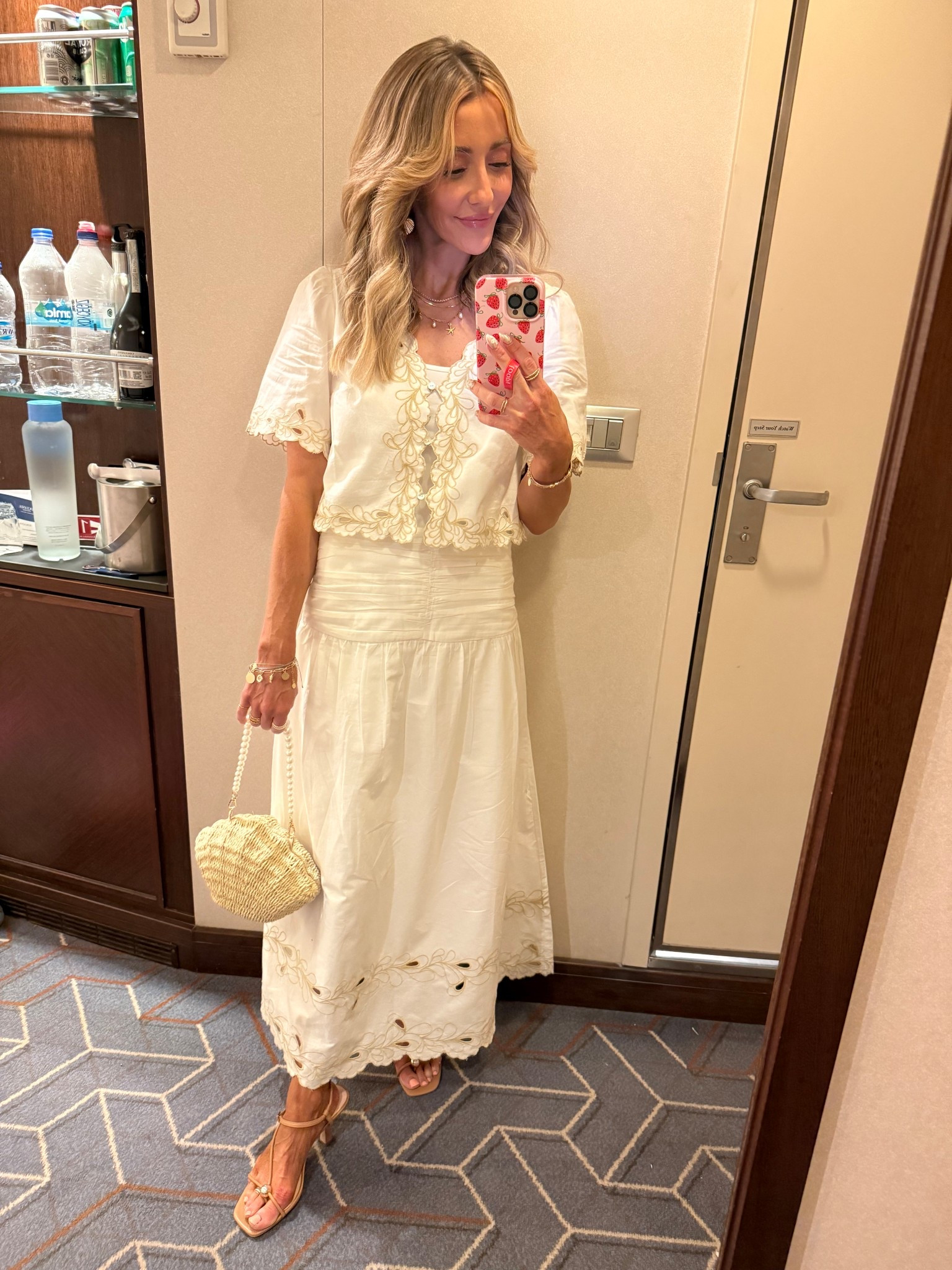 Cutest set that can be dressed up or down! Wearing XS in top & bottom! 

#LTKSummerEdit #LTKStyleTip #LTKParties