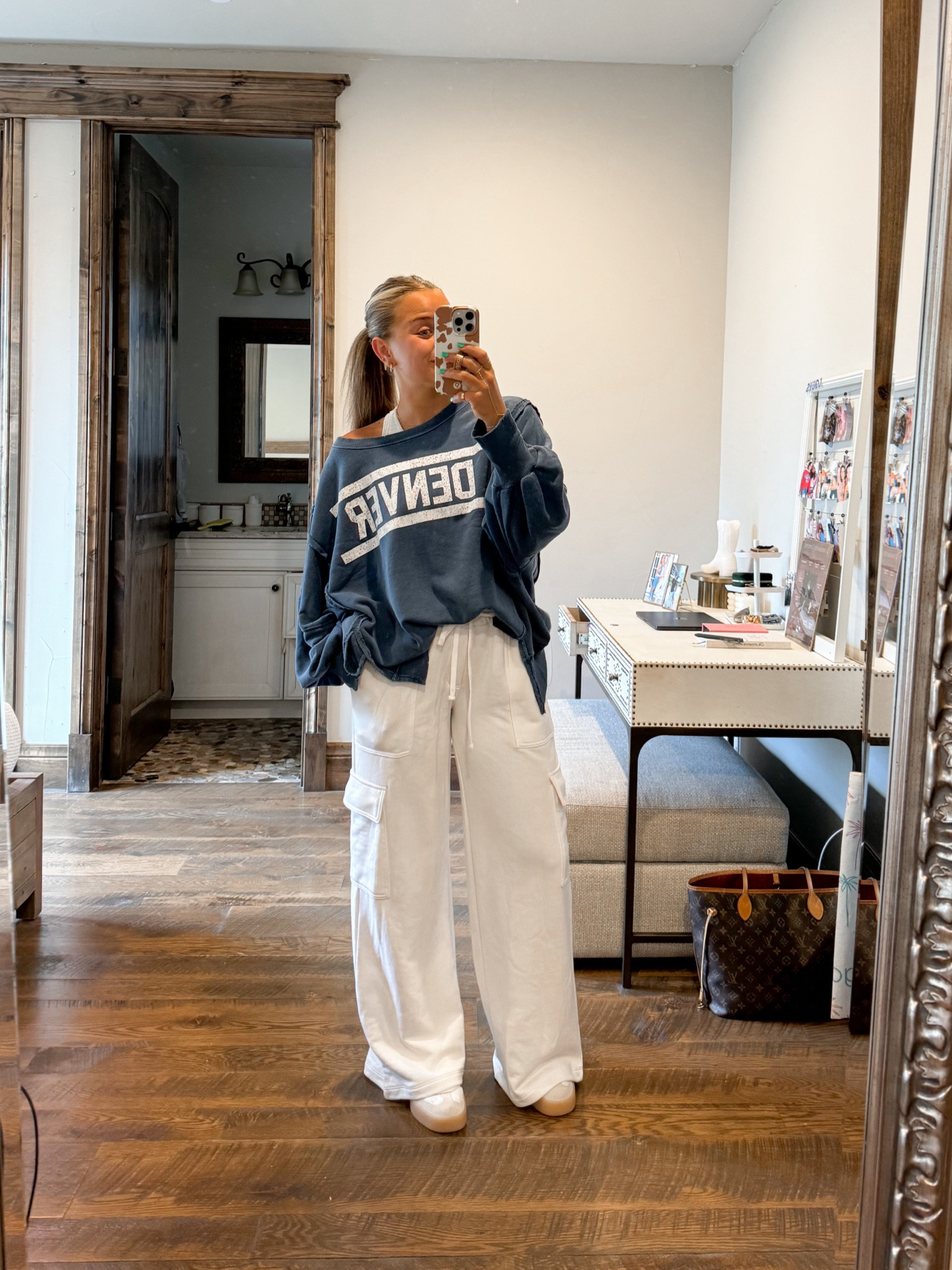 Put together lounge look! Sweats / Athleisure

#LTKActive #LTKFindsUnder100 #LTKShoeCrush
