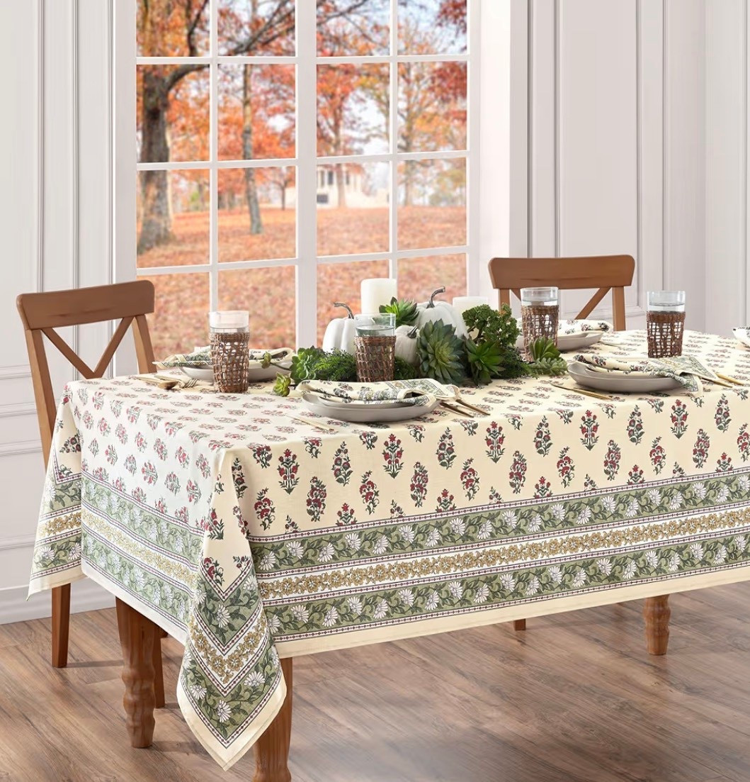 Cottagecore Christmas tablecloth 