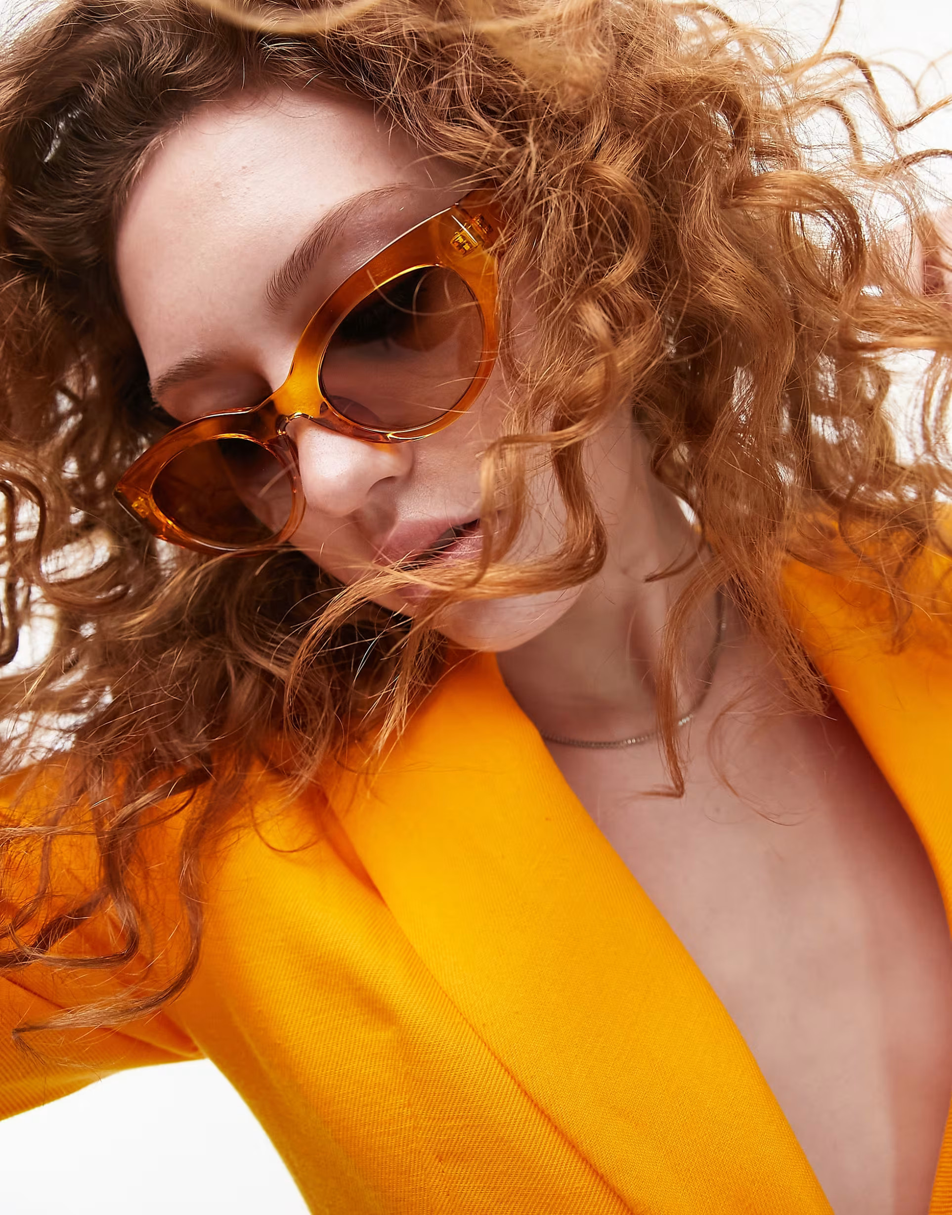 Topshop - Lunettes de soleil biseautées à monture œil de chat - Orange | ASOS (Global)