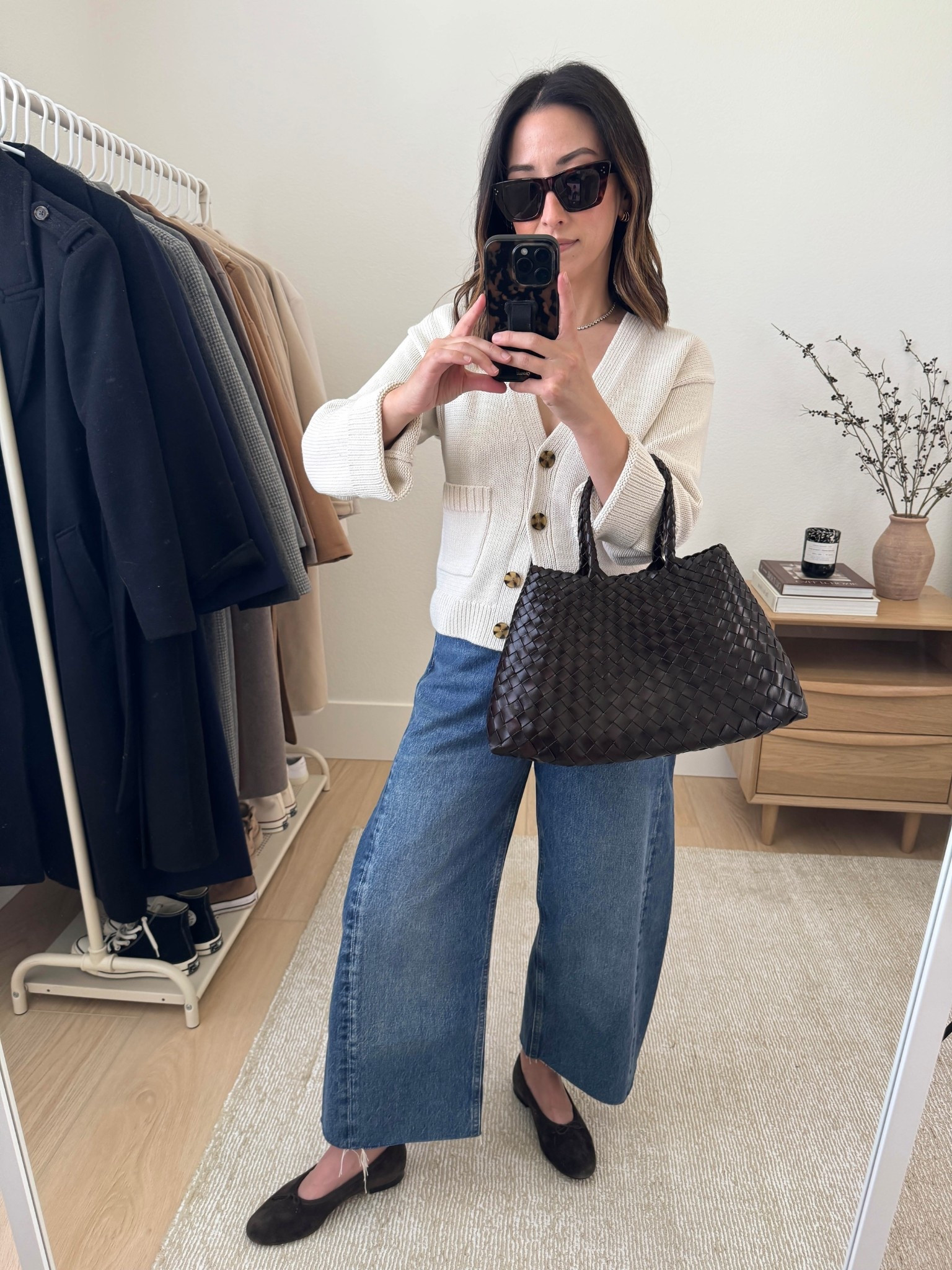 Structured cardigan is from Gap, but sadly it's old. Linked similar. Paired with my AGOLDE curve jeans. These have a more exaggerated barrel leg. Color/wash is stunning! True high rise

Gap cardigan petite xs (old)
AGOLDE barrel jeans 25. Sized up and cut hems
Madewell flats 5
Dragon Diffusion santa croc small
Celine sunglasses
J.Crew earrings
Dorsey James necklace 15"

#LTKPetite #LTKItBag #LTKShoeCrush