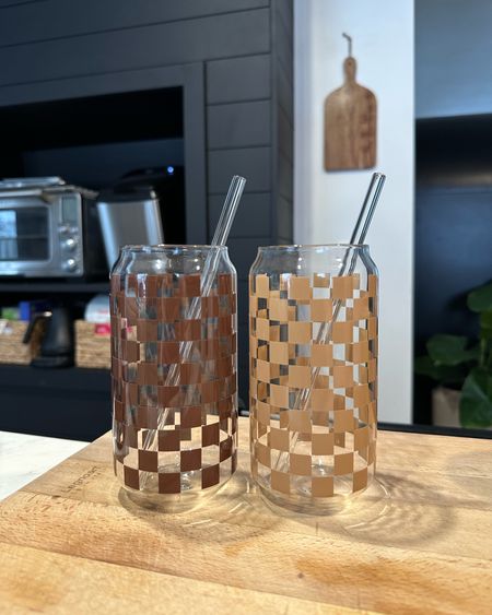 Light and dark brown checkered glasses 👌🏼 ordered earlier this month to replace the ones hubby broke! 

Etsy find, iced coffee glasses, iced coffee, checkered print 

#LTKhome