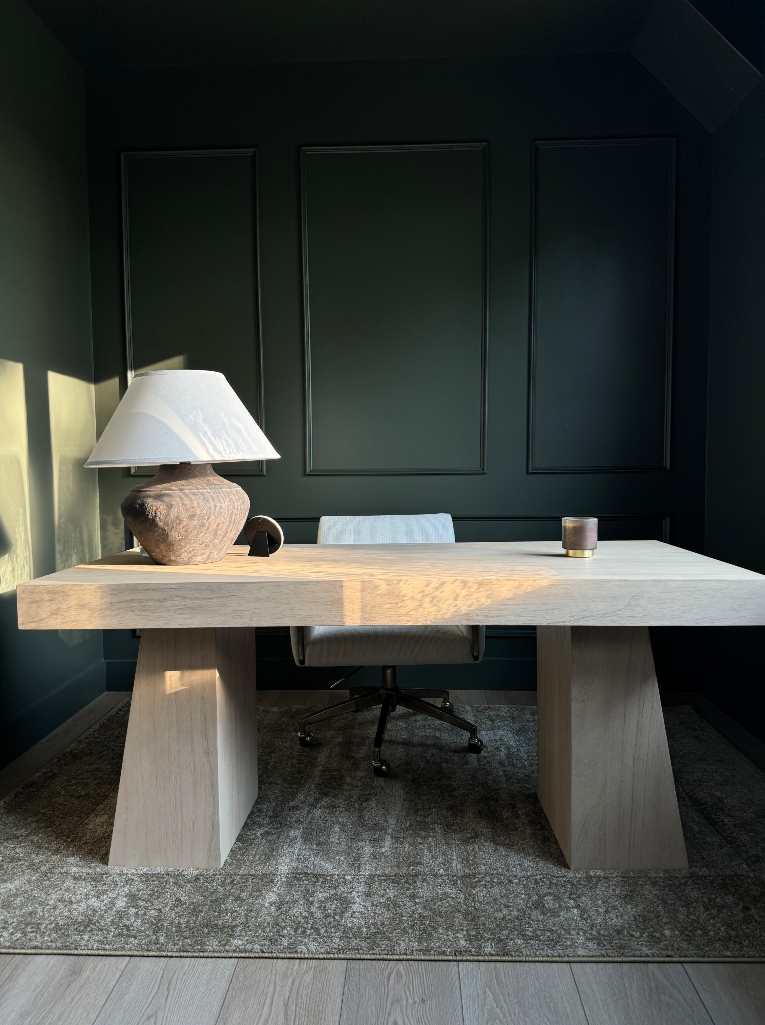 My office desk is one of my favorite pieces in my home. A quality, timeless design and staple piece. It’s currently on sale for $150 off 🤎


#LTKSpringSale #LTKHome #LTKSaleAlert