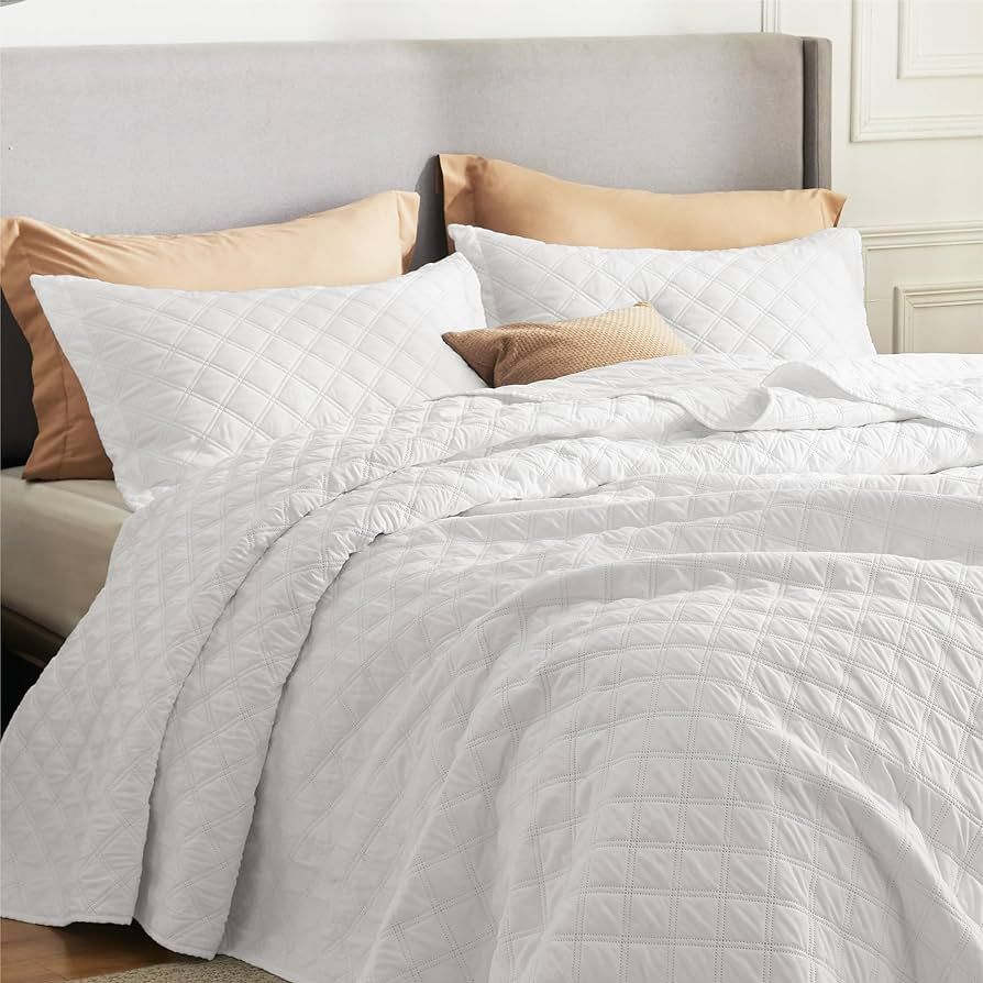 Bedsure King Size Quilt Set - Soft Ultrasonic Quilt King Size - Diamond Bedspread King Size - Lig... | Amazon (US)