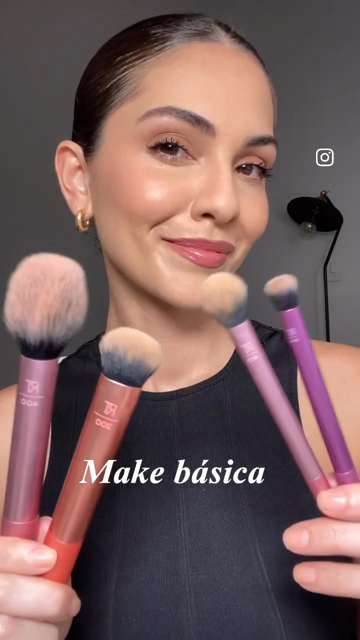 Make básica usando o Kit de pincéis Essenciais do dia a dia da Real Techniques 

#LTKbeauty #LTKVideo #LTKsalealert