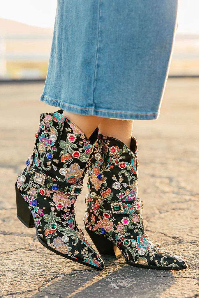 NEW!! The "Diligent" Flower Power Boot | Glitzy Bella